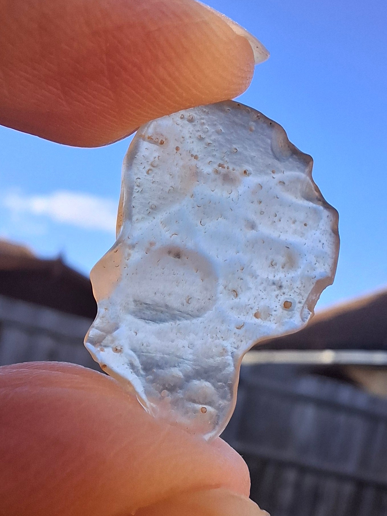 Libyan Desert Glass small Piece, 1.85g, Tektite (Ref: LE256)