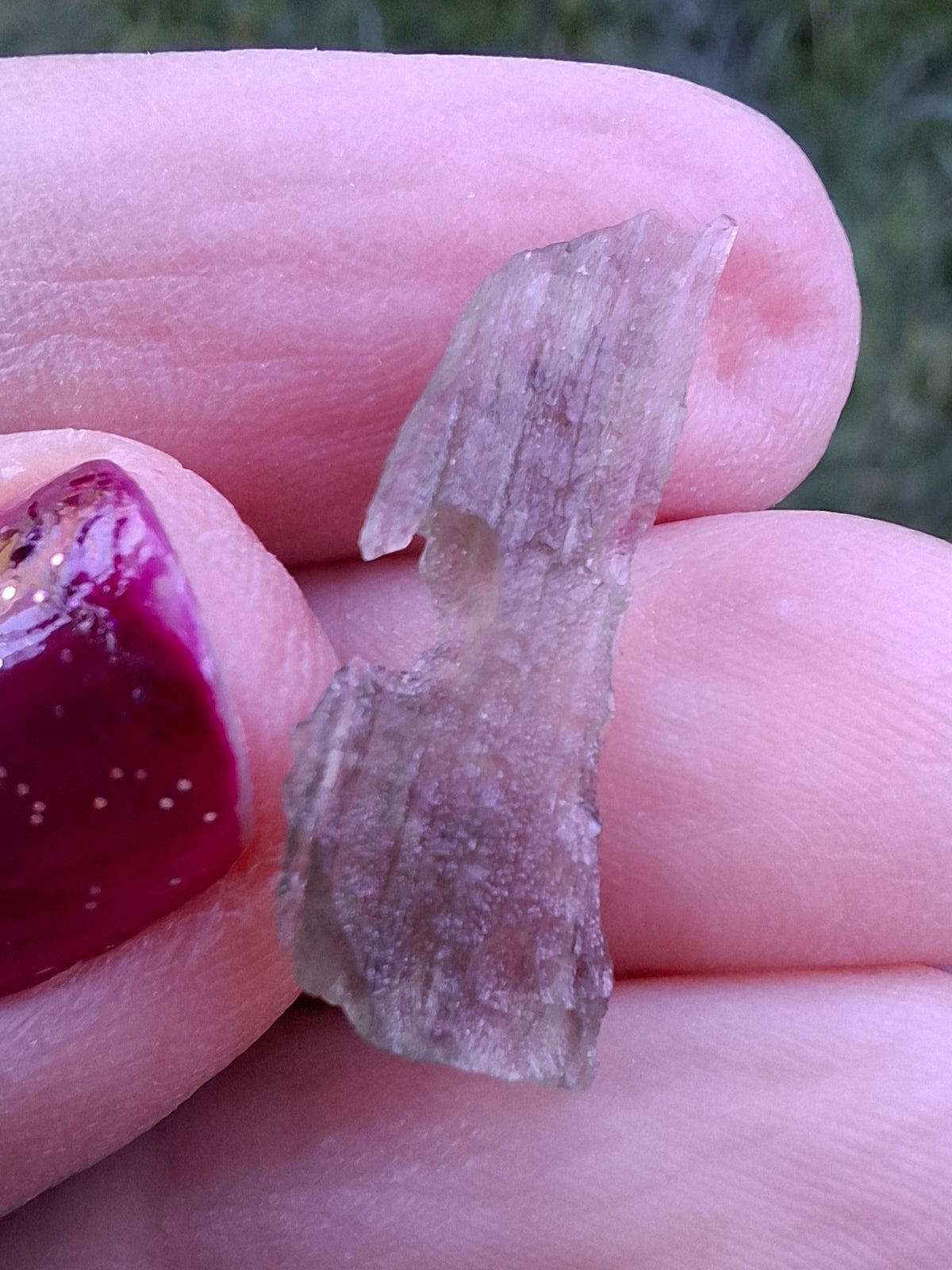 Moldavite Piece, 0.46g, Tektite (Ref: 1521)