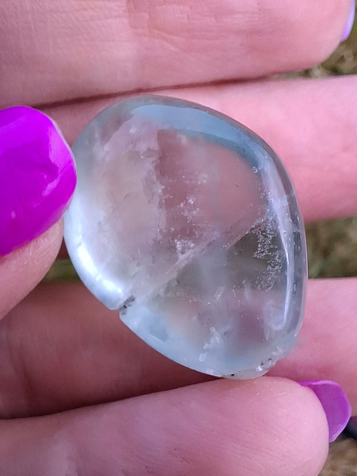 Fluorite, Tumble Stone, Crystal 🌈 (Ref: T47)