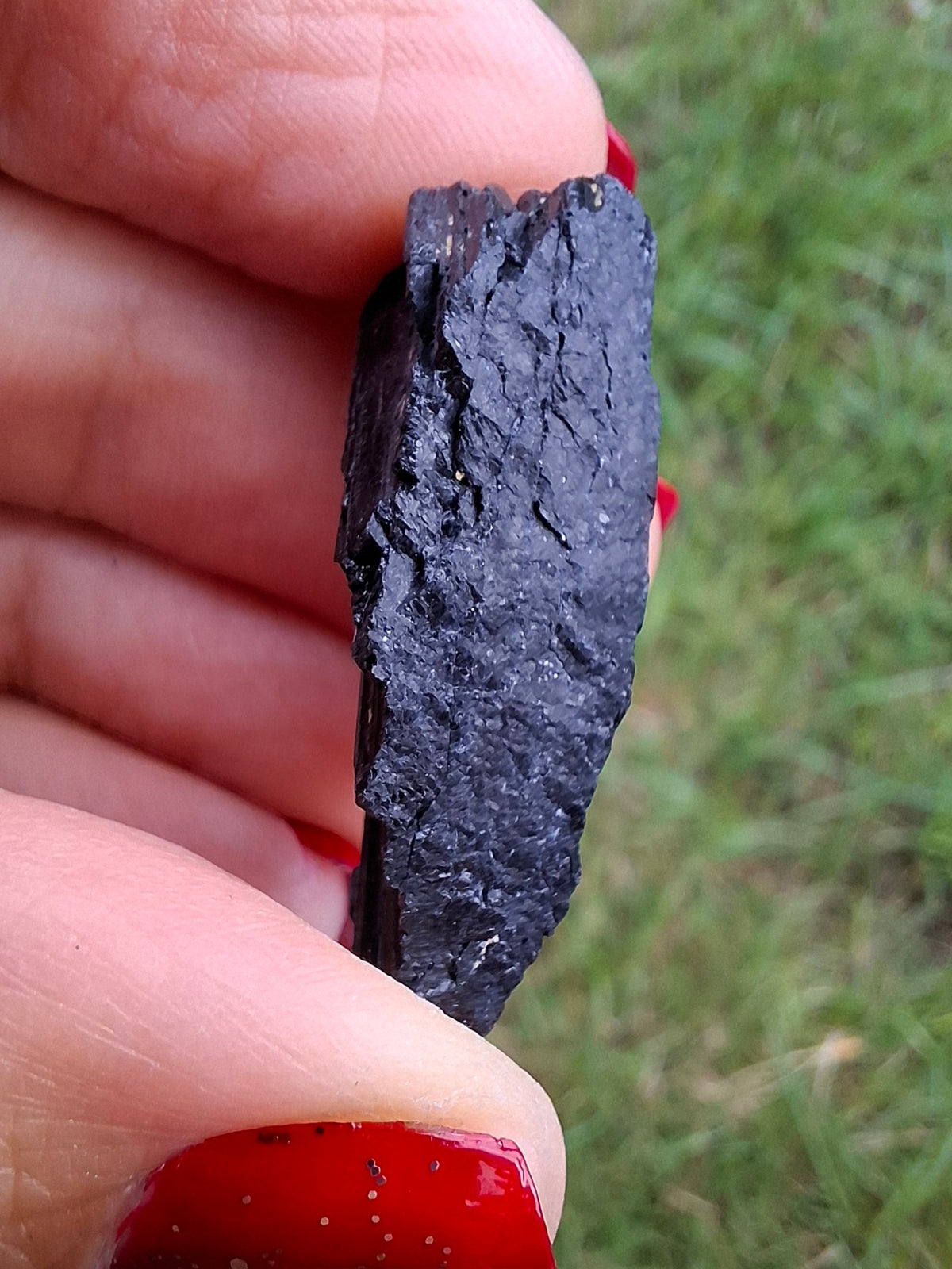 Black Tourmaline RAW, 8.73g, Crystal (Ref: RBT8)