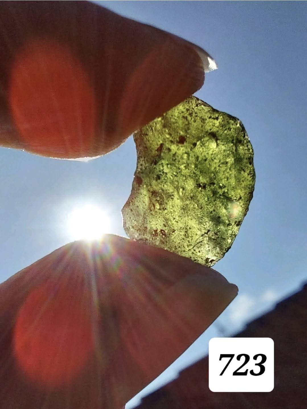 Moldavite Piece, 1.14g, Tektite (Ref: 723)