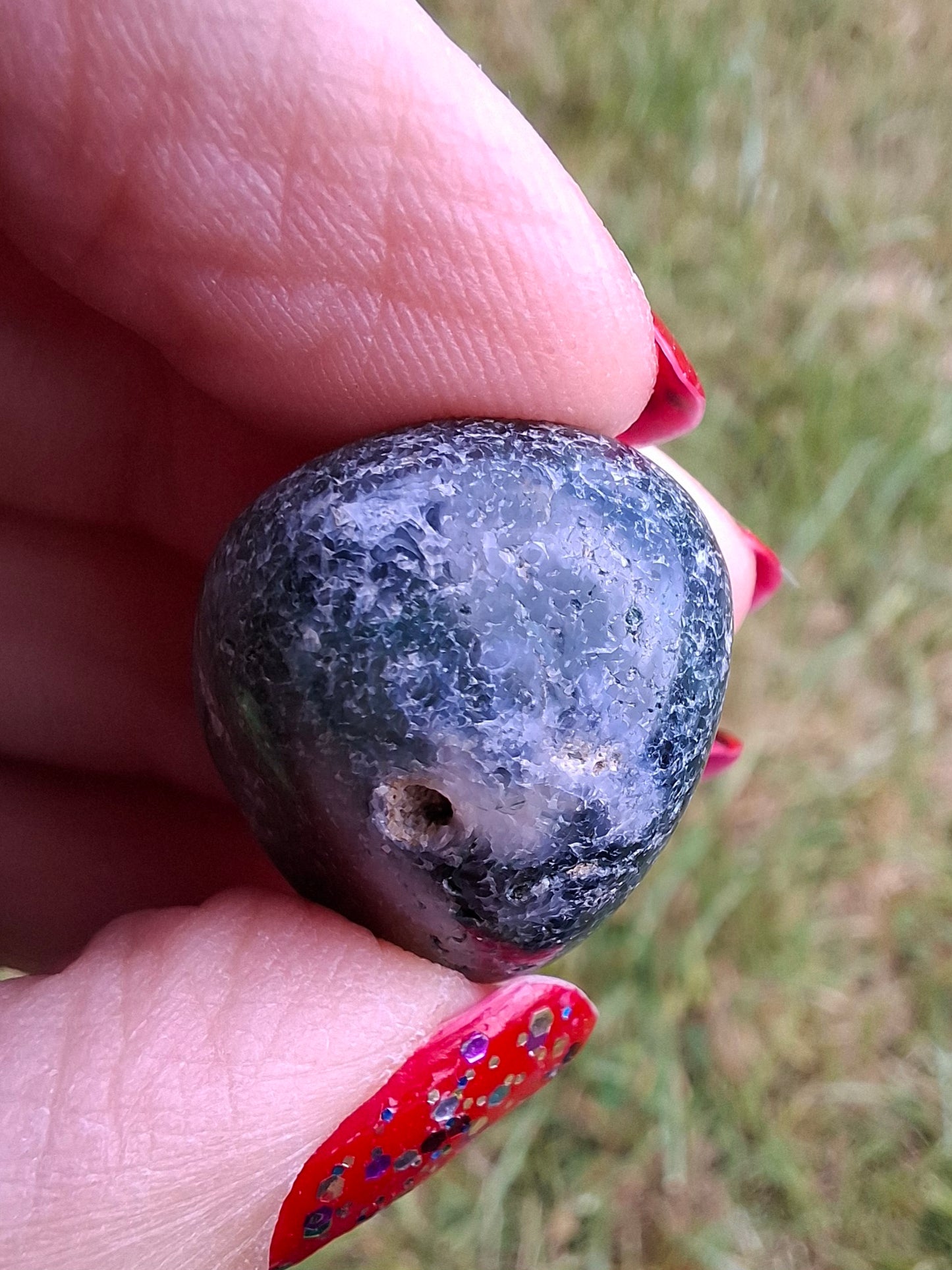 Green Moss Agate, Tumble Stone, Crystal (Ref: T171)