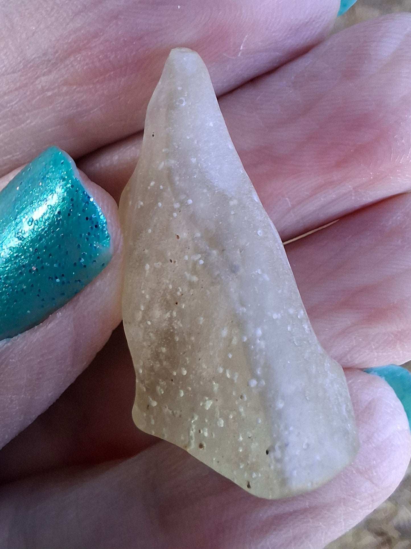 Libyan Desert Glass Piece, 6.49g, Tektite (Ref: LE277)