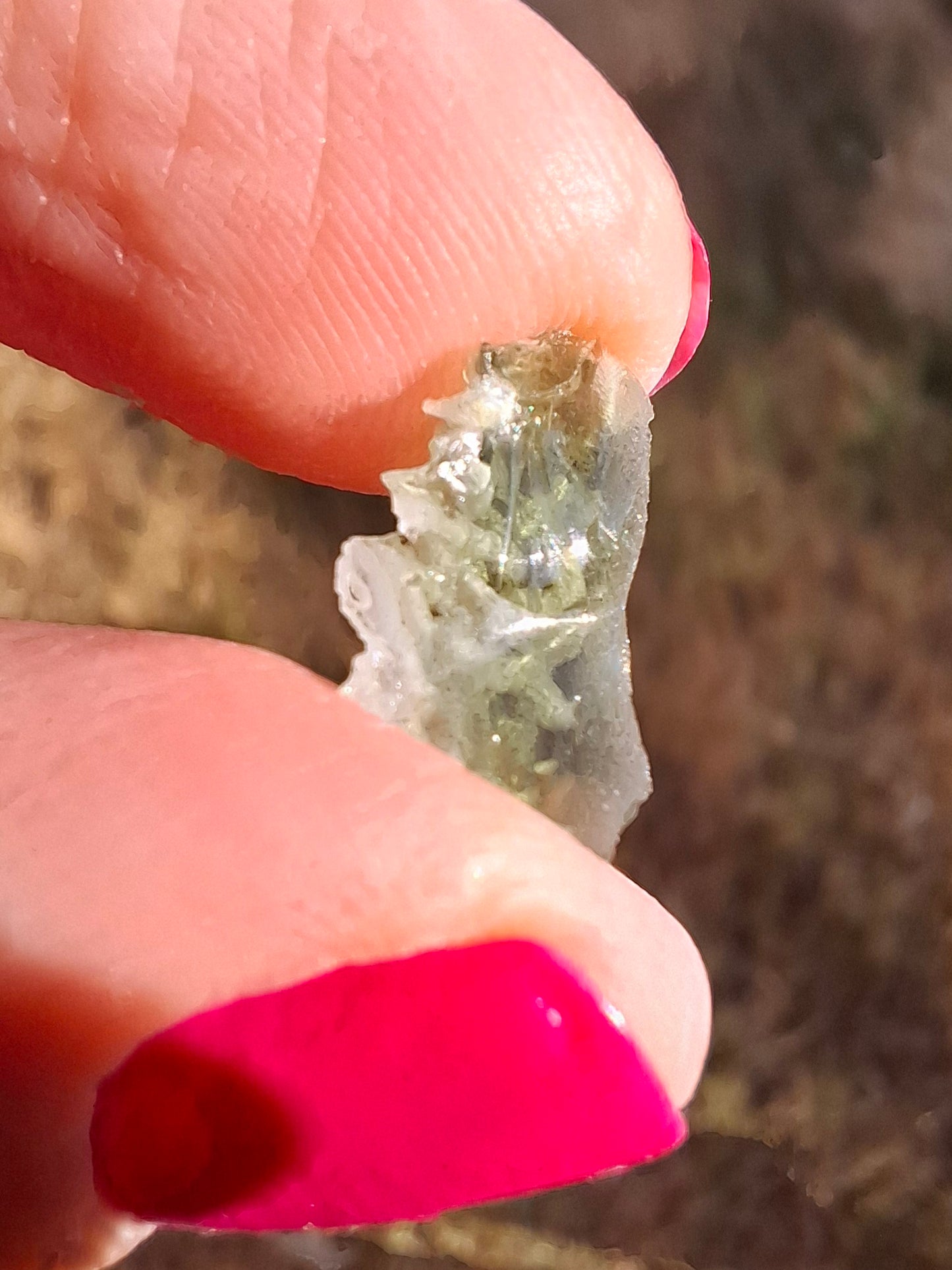 Moldavite Piece, SNOWFLAKE, FROSTED, BRUSNA, 0.44g, Tektite (Ref: 1497)