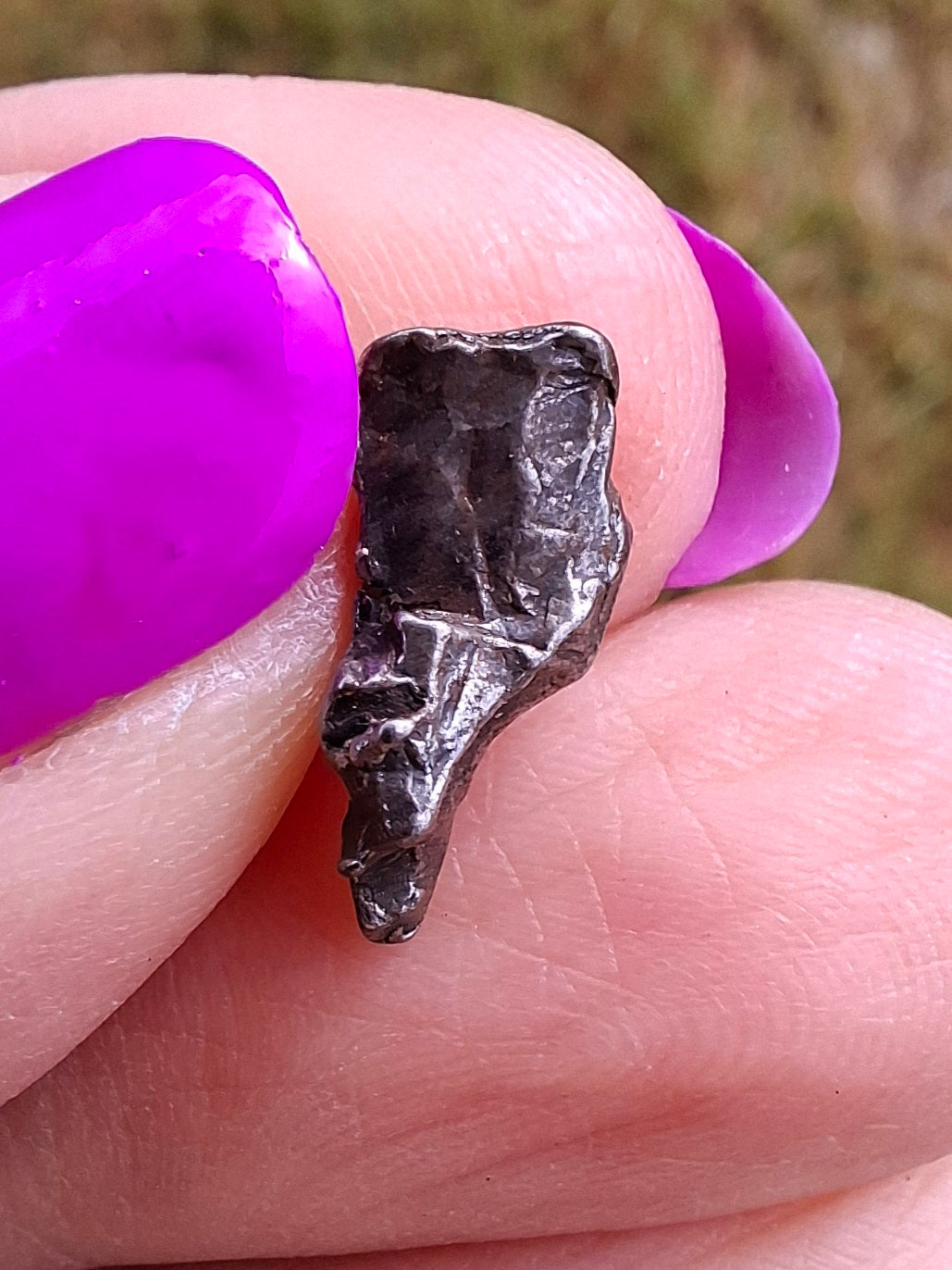 Campo del Cielo, 0.99g, Nickel Iron Meteorite (Ref: C5)