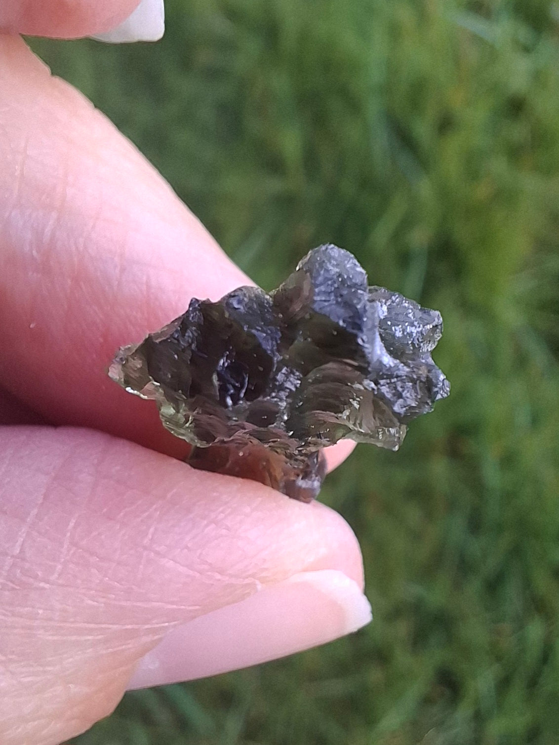 Moldavite Piece, JEZKOVNA BESEDNICE, 1.67g, Tektite (Ref: 1270)
