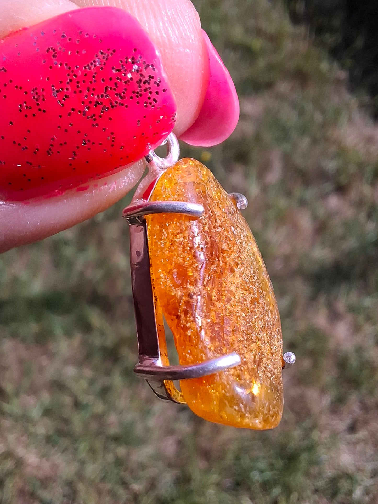 Baltic Amber Pendant, 925 Silver, Fossil (Ref: AP11)
