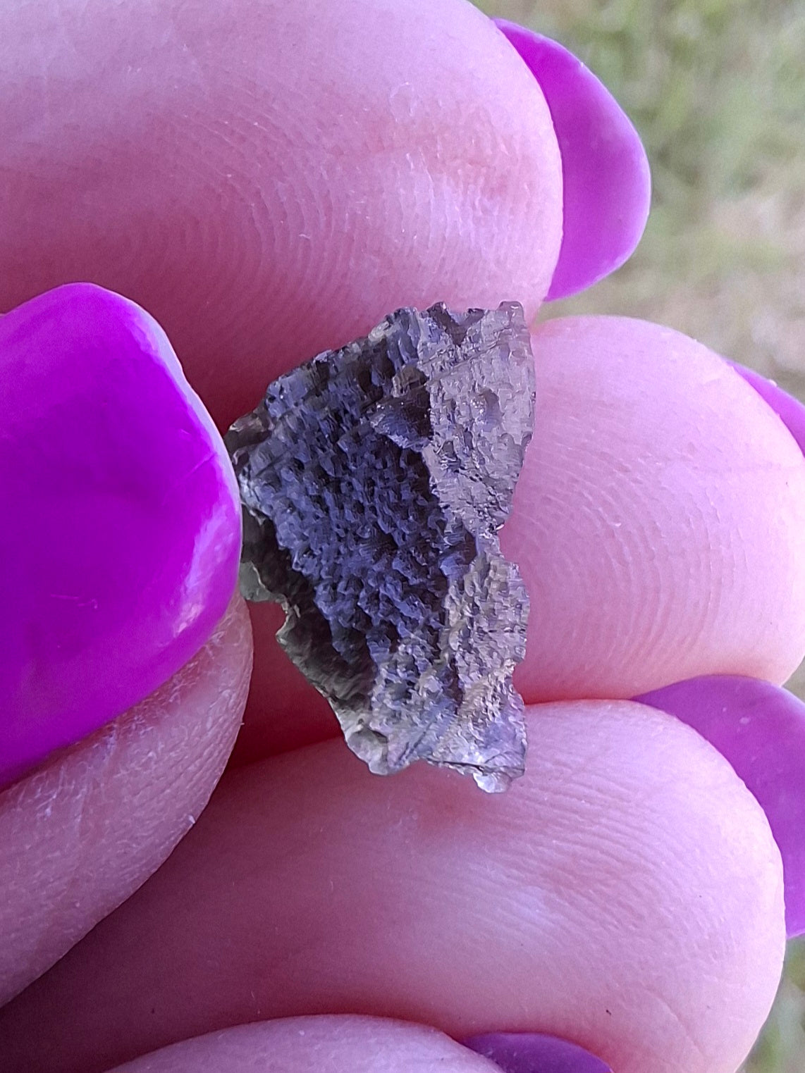 Moldavite Piece, 0.82g, Tektite (Ref: 1456)