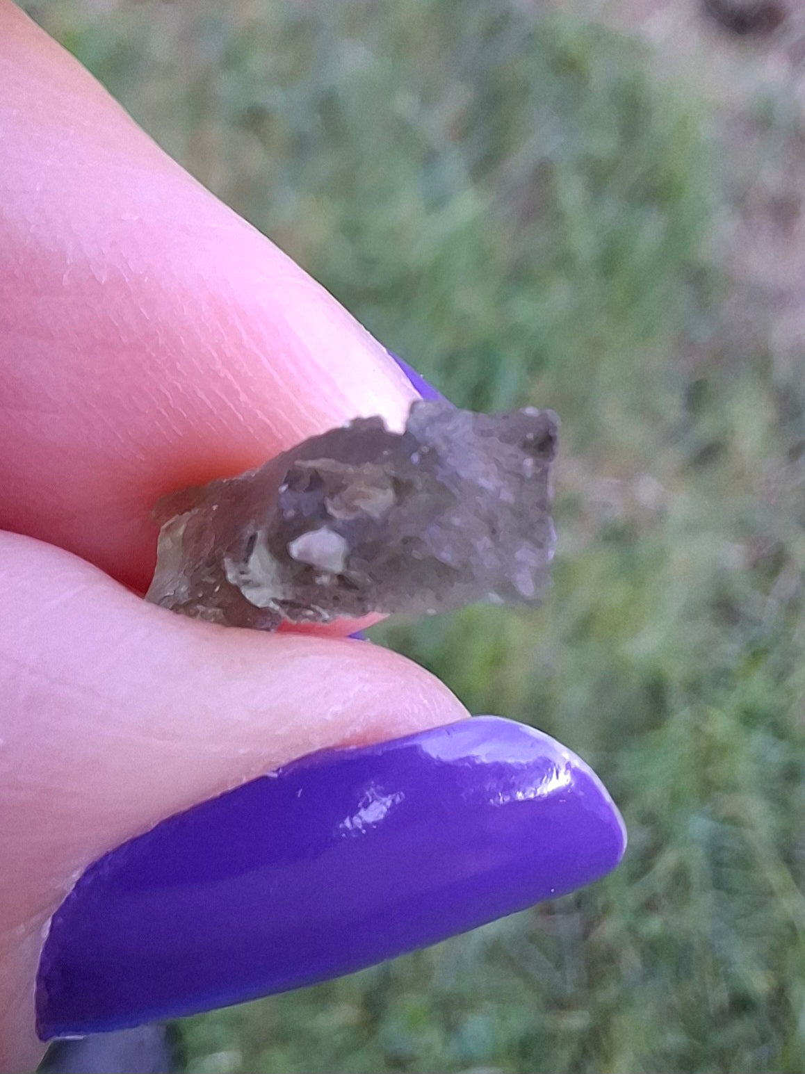 Moldavite Piece, 0.40g, Tektite (Ref: 1487)