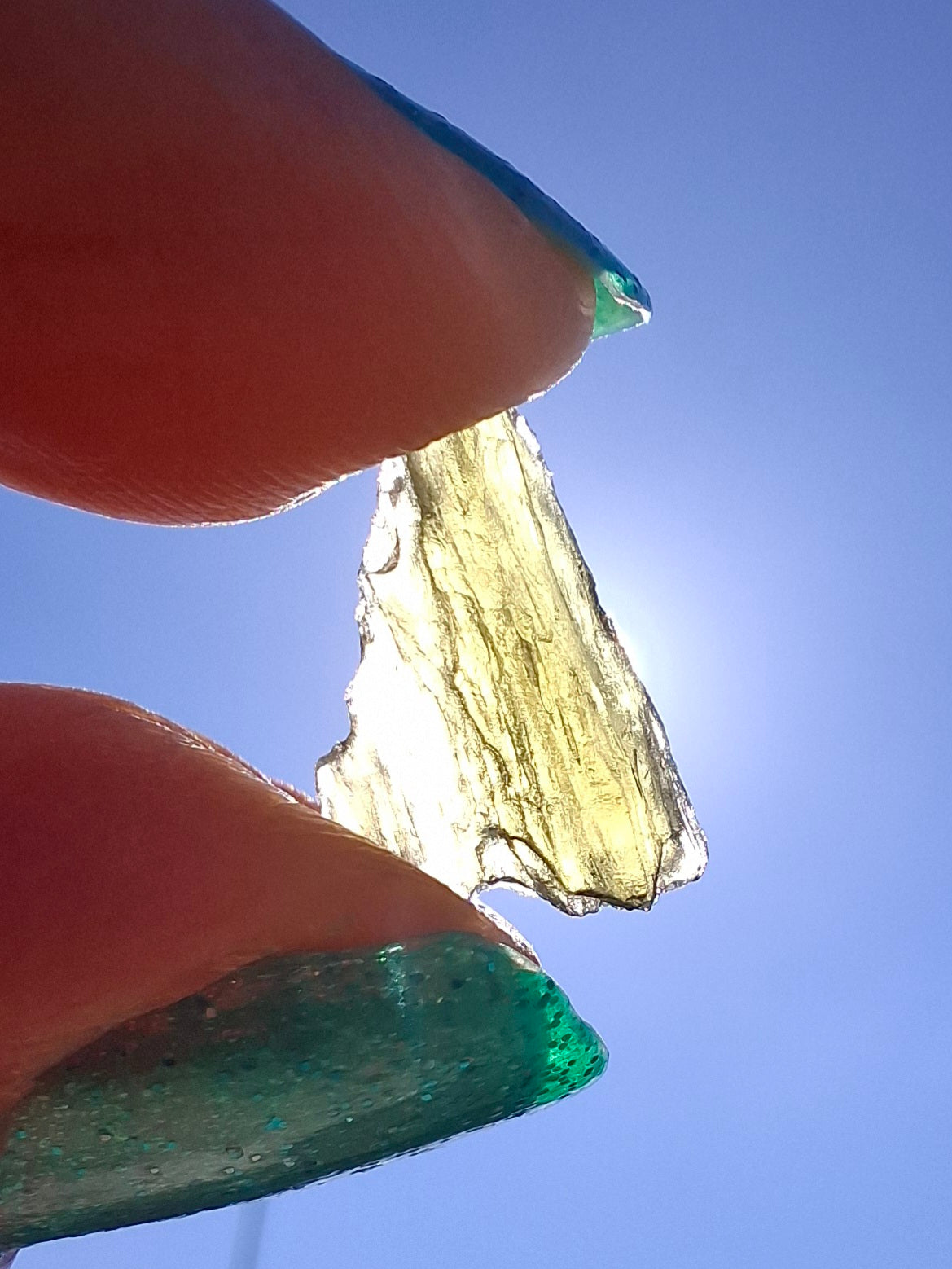 Moldavite Piece, 0.64g, Tektite (Ref: 1424)
