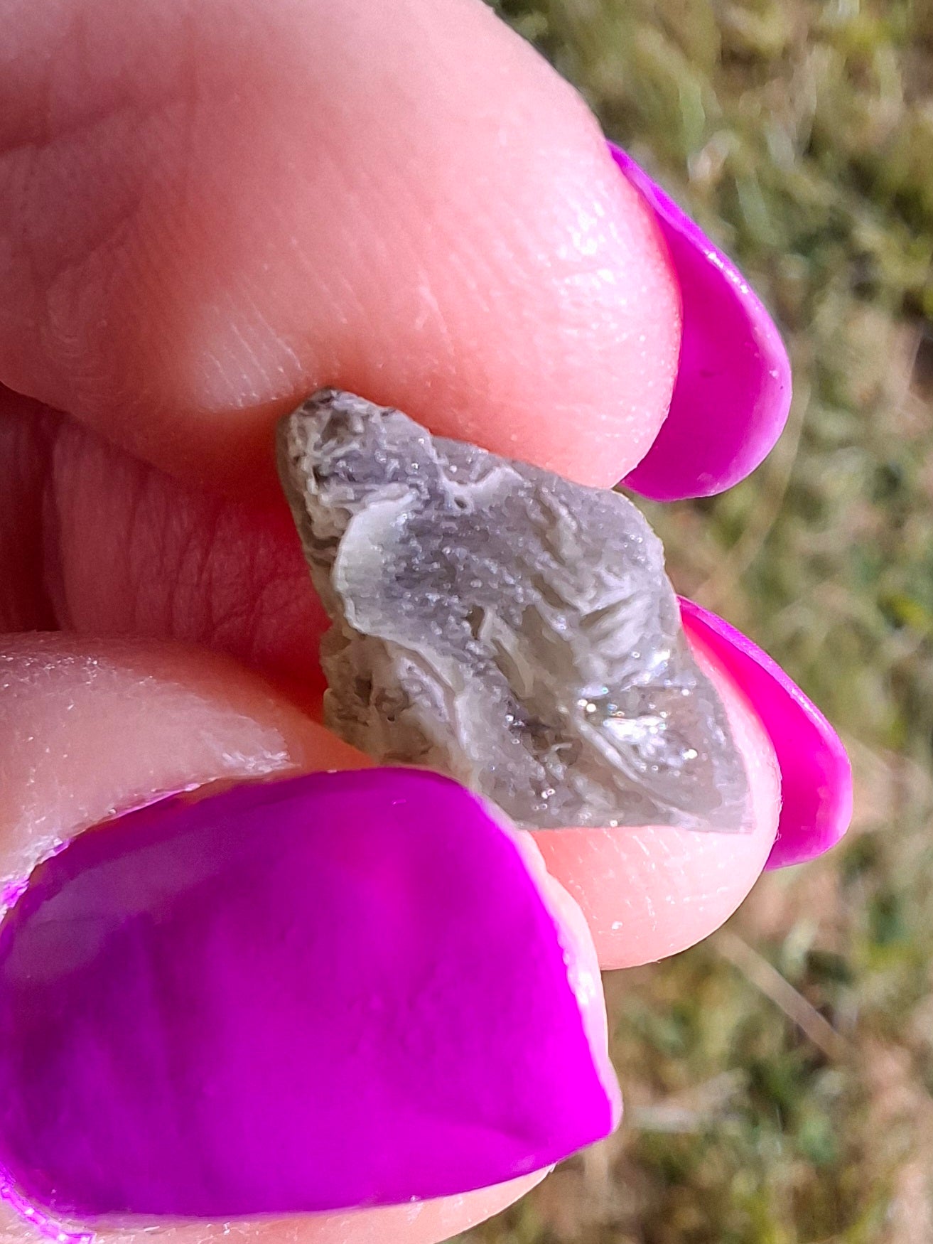 Moldavite Piece, 0.91g, Tektite (Ref: 1460)