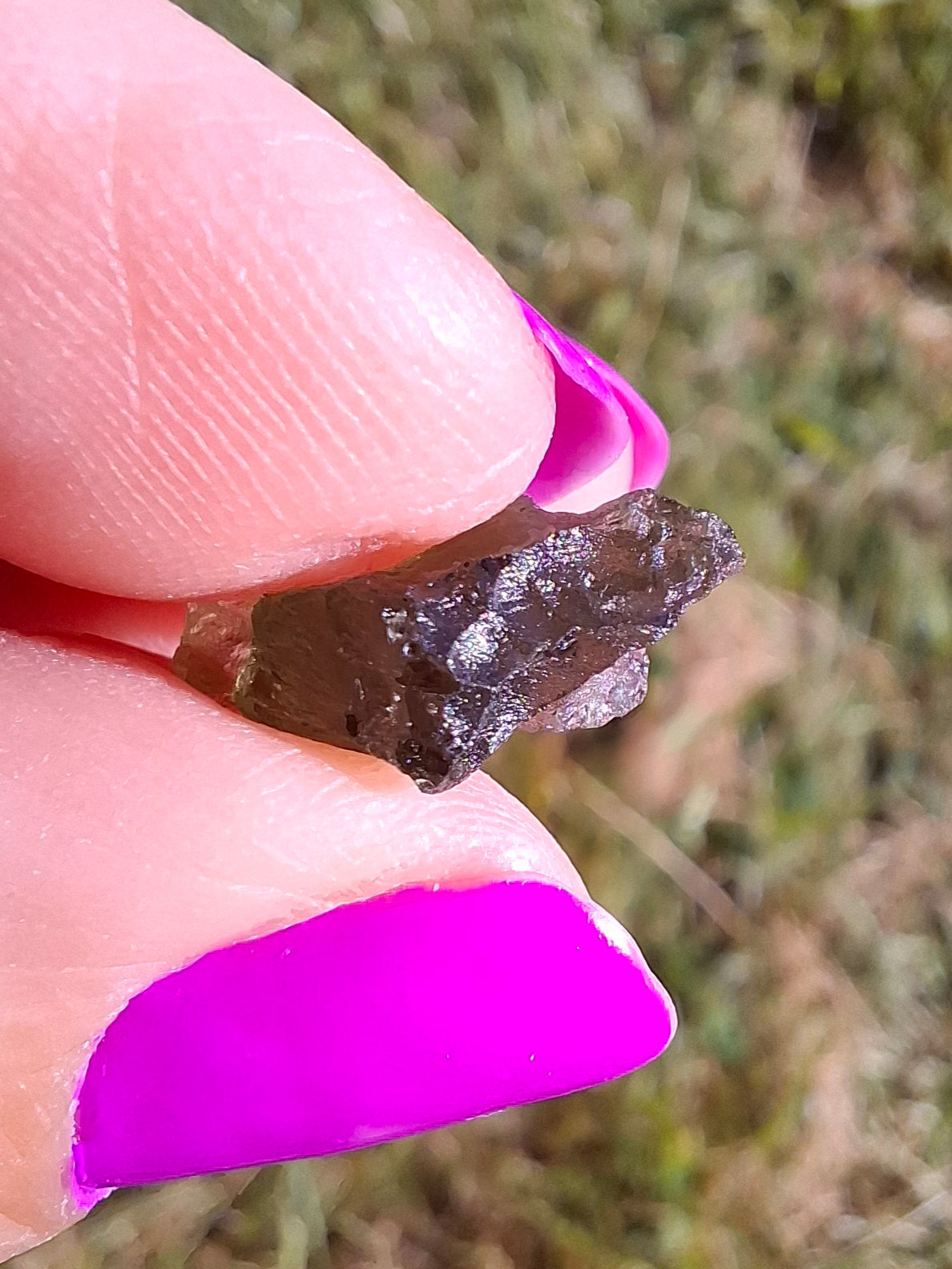 Moldavite Piece, 0.82g, Tektite (Ref: 1454)