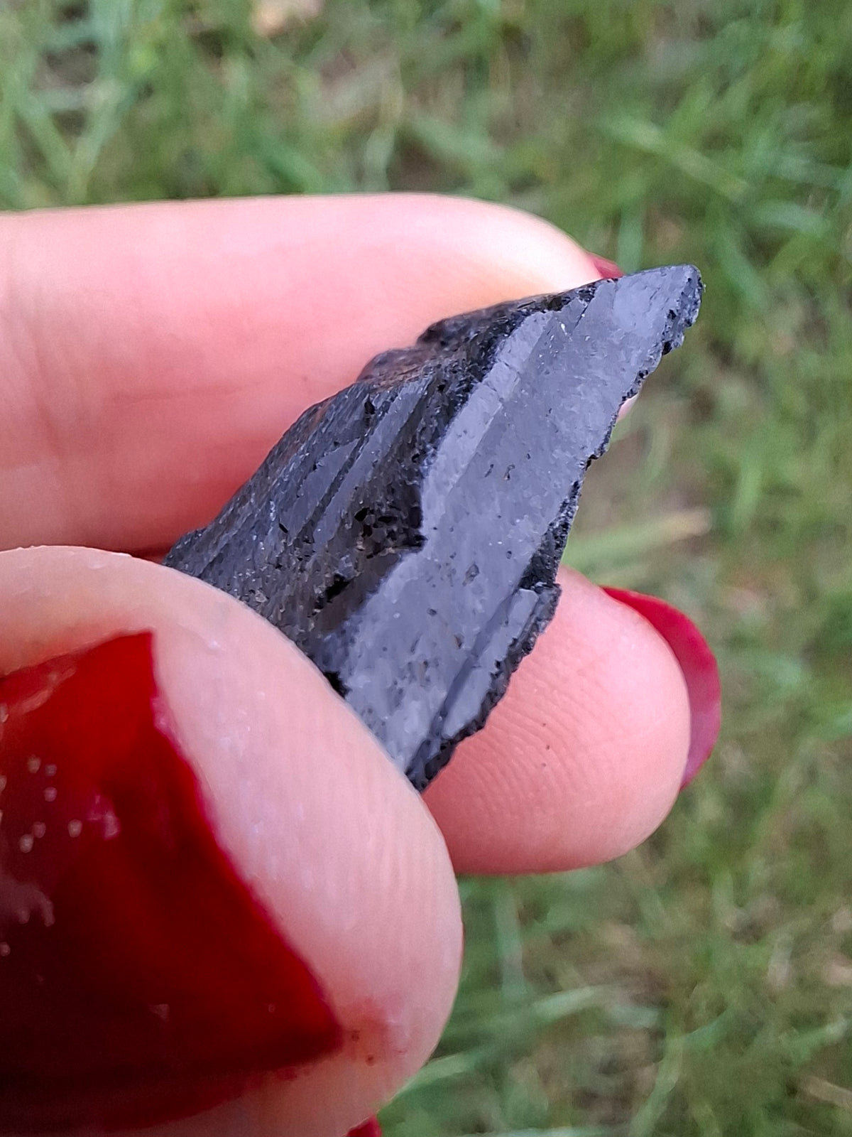 Black Tourmaline RAW, 5.84g, Crystal (Ref: RBT11)