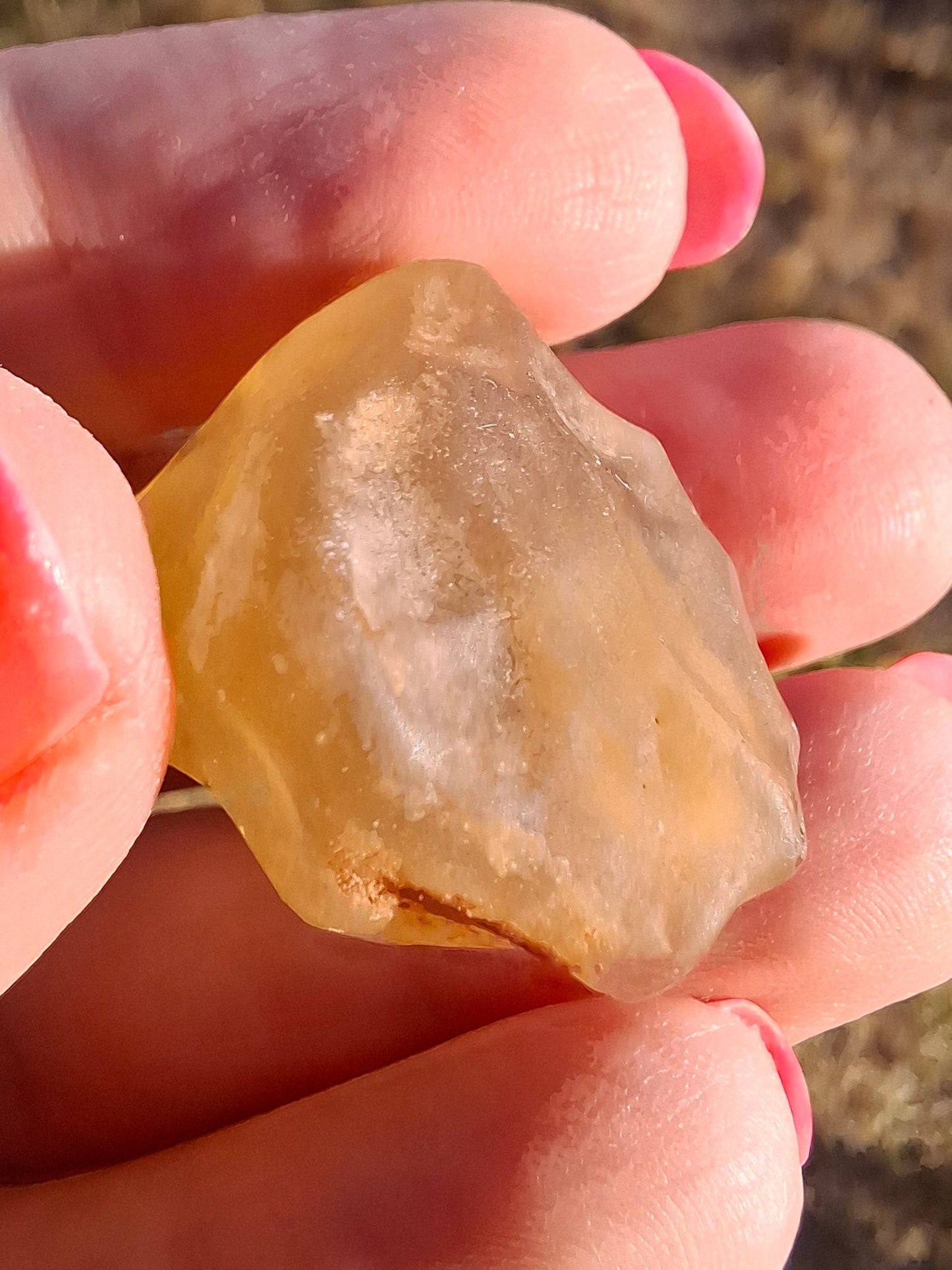 Libyan Desert Glass (darker) Piece, 10.32g, Tektite (Ref: L1376)