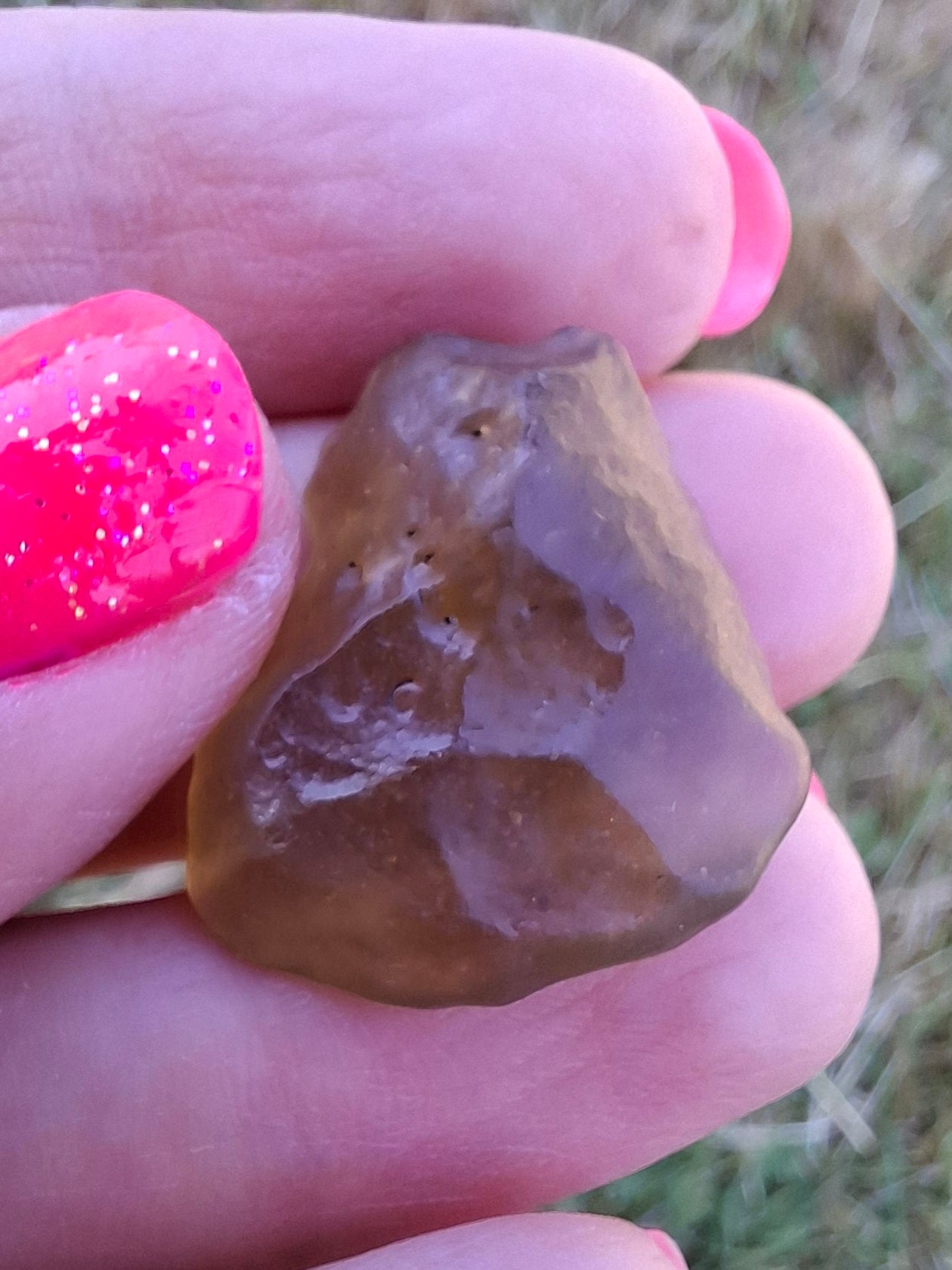 Libyan Desert Glass (darker) Piece, 4.84g, Tektite (Ref: L1360)