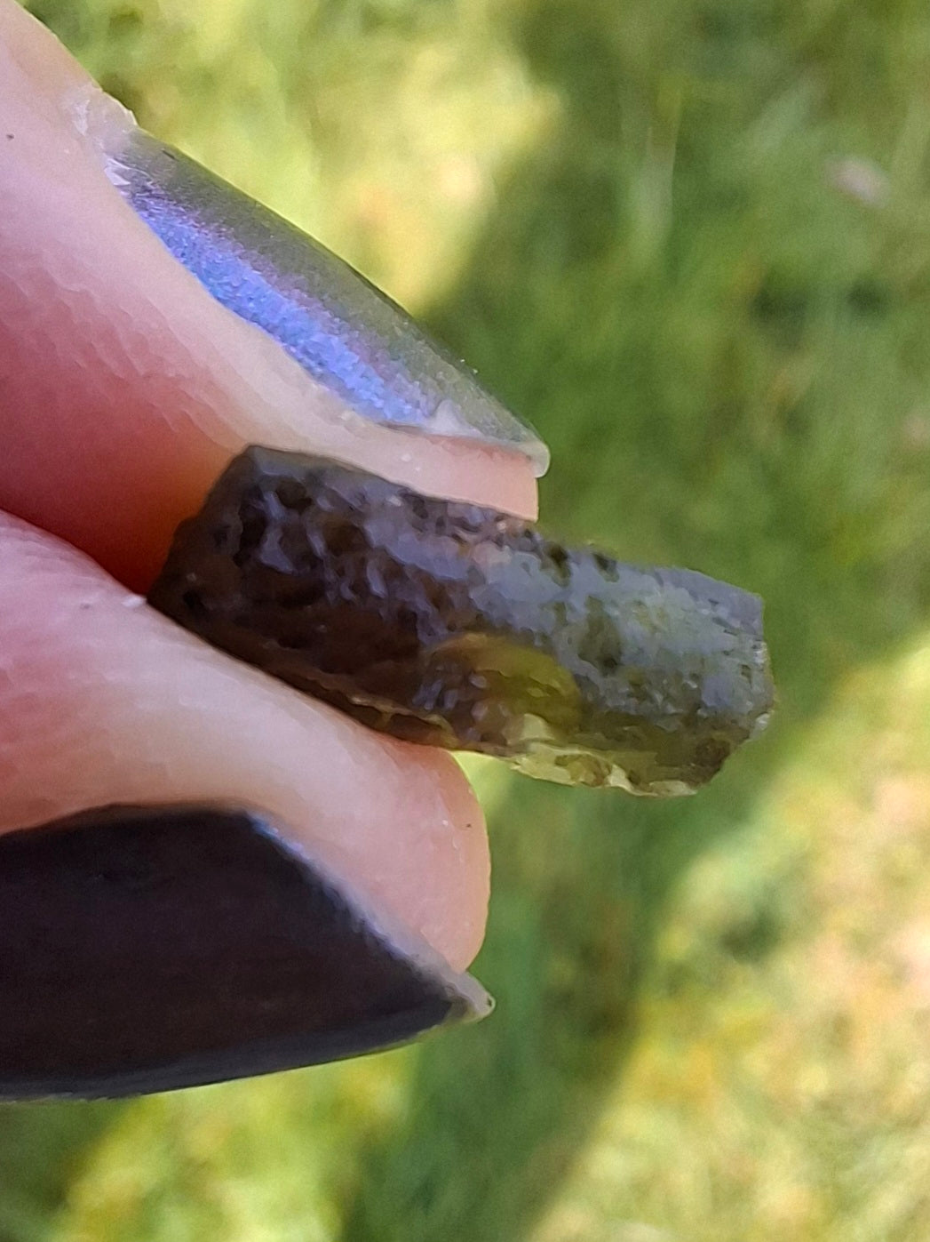 Moldavite small Piece, 0.42g, Tektite (Ref: 1386)