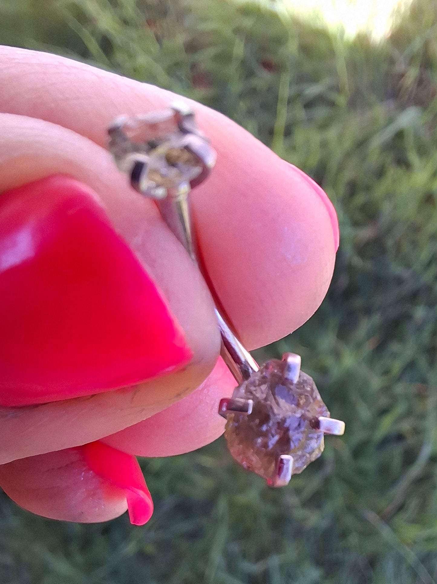 Moldavite (raw) BELLY BAR, 14G, Surgical Steel, Tektite (Ref: BB2)