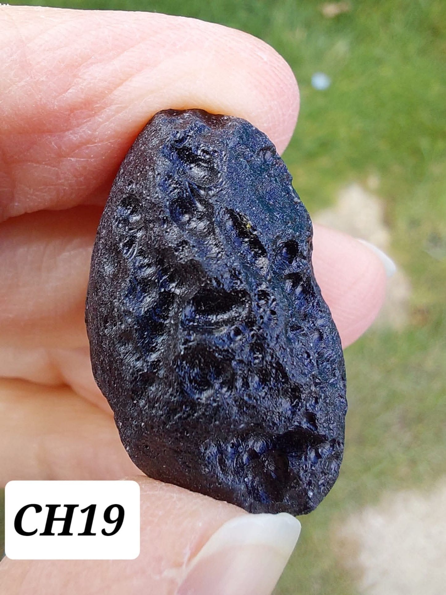 Guang Dong (Chinese), 10.55g, Tektite