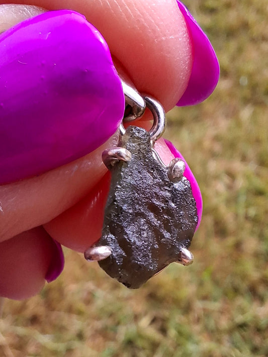 Moldavite Claw Pendant, 925 Silver, Tektite (Ref: P19)