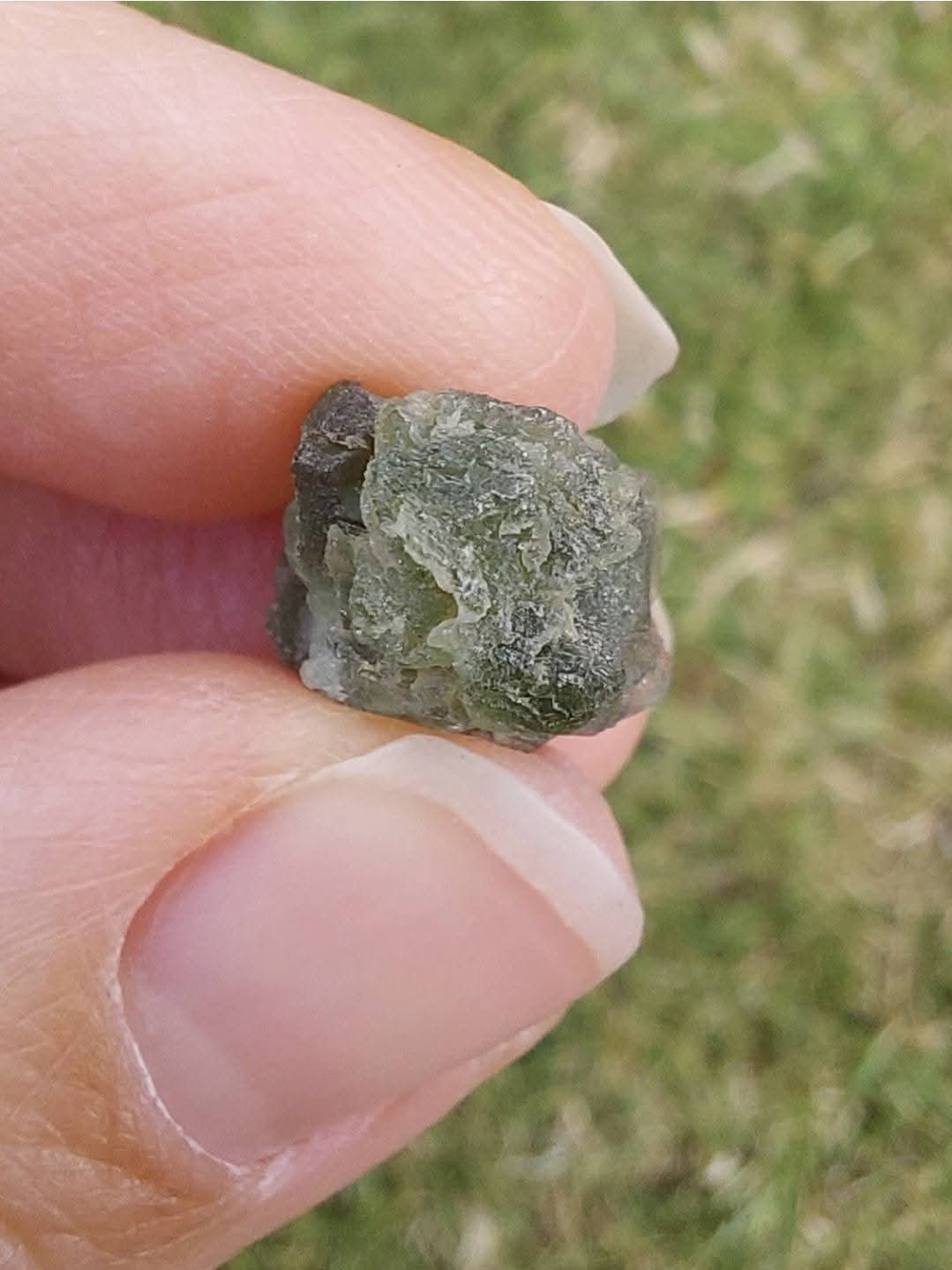 Moldavite Piece, 1.82g, Tektite (Ref: E172)