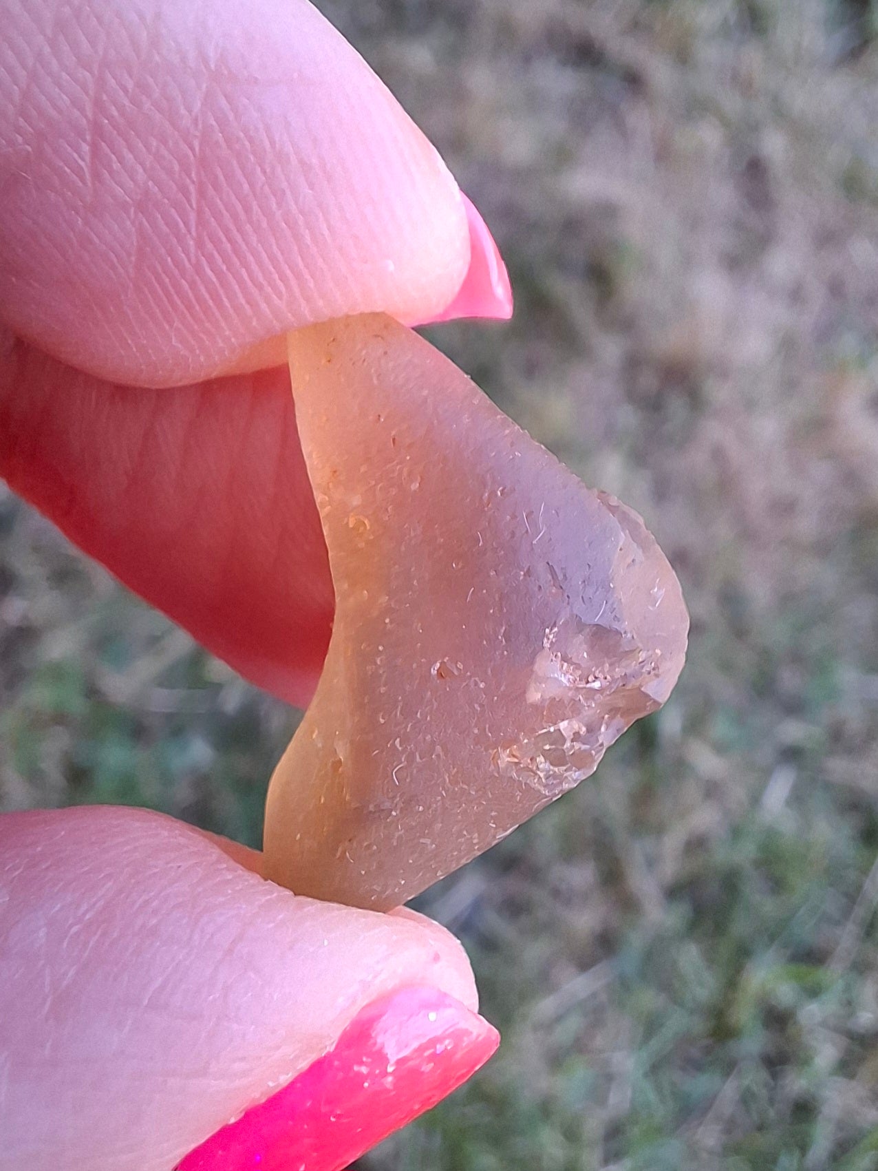 Libyan Desert Glass (darker) Piece, 3.72g, Tektite (Ref: L1378)