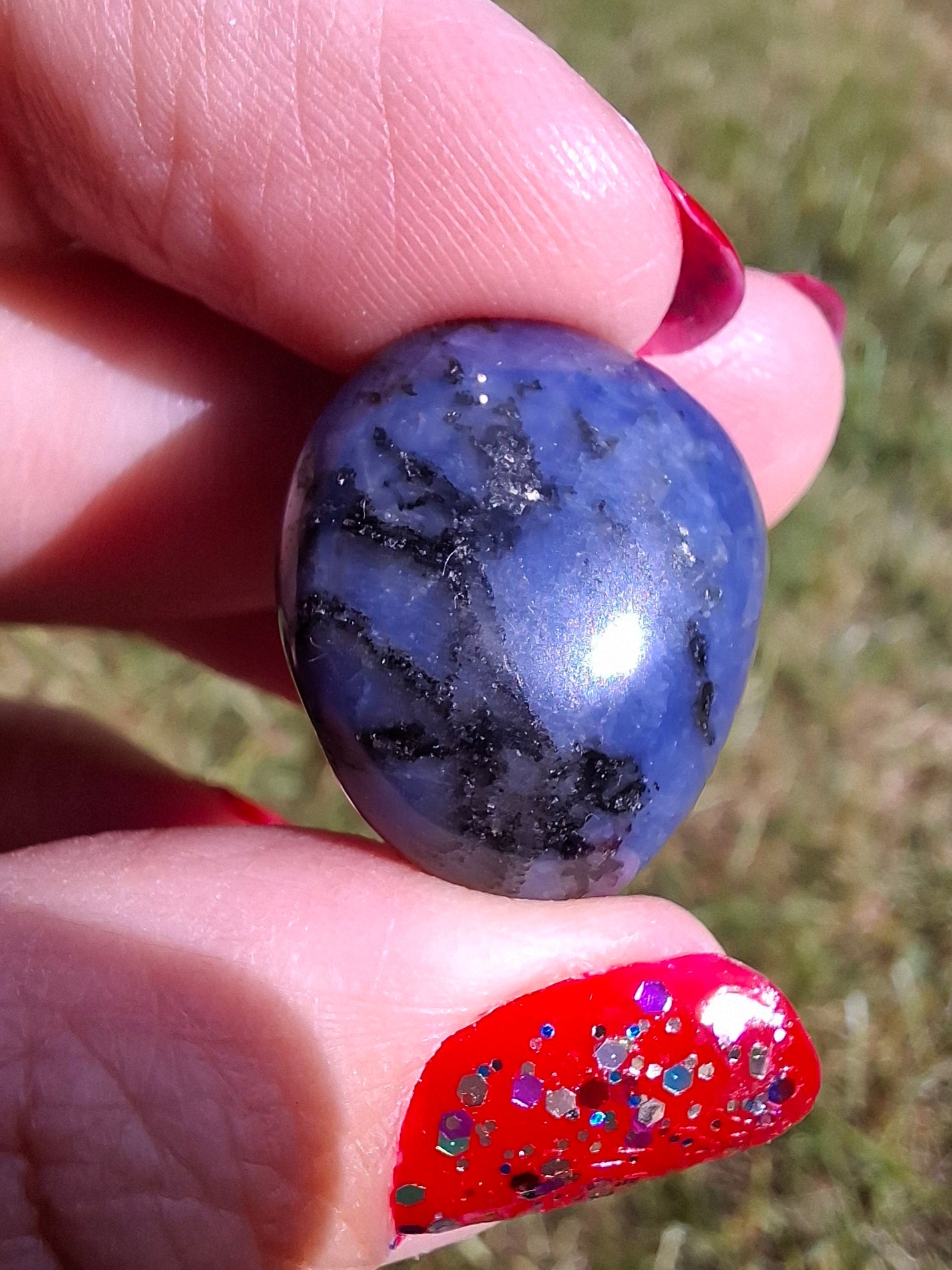 Sodalite, Tumble Stone, Crystal (Ref: T148)