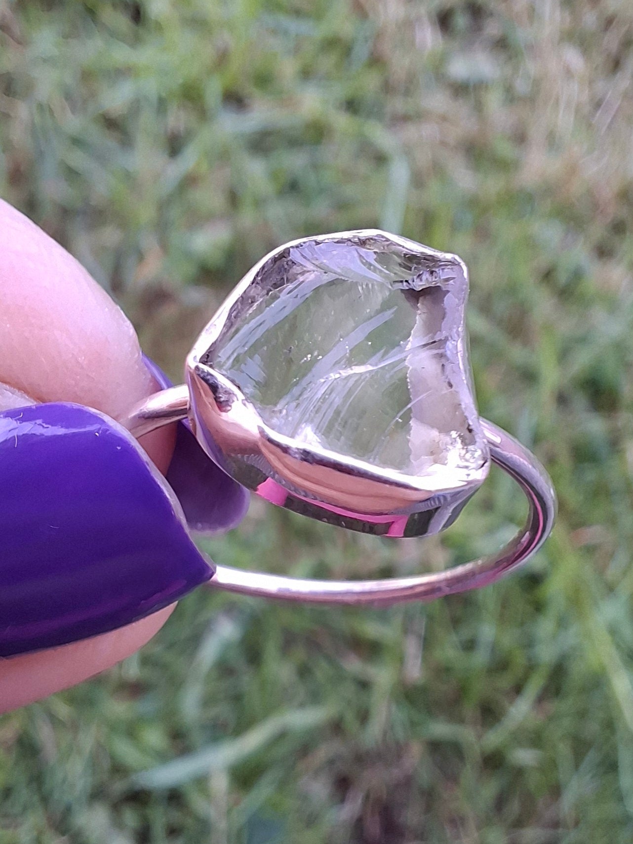 Libyan Desert Glass Ring, size large V, 925 Silver, Tektite (Ref: LR54)