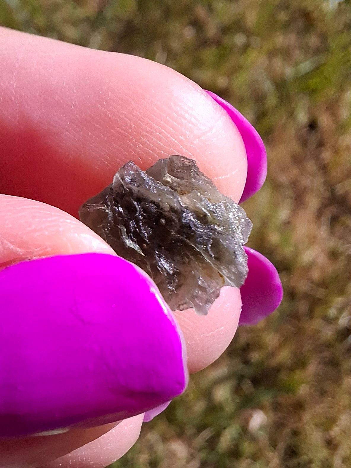 Moldavite Piece, 0.85g, Tektite (Ref: 1462)