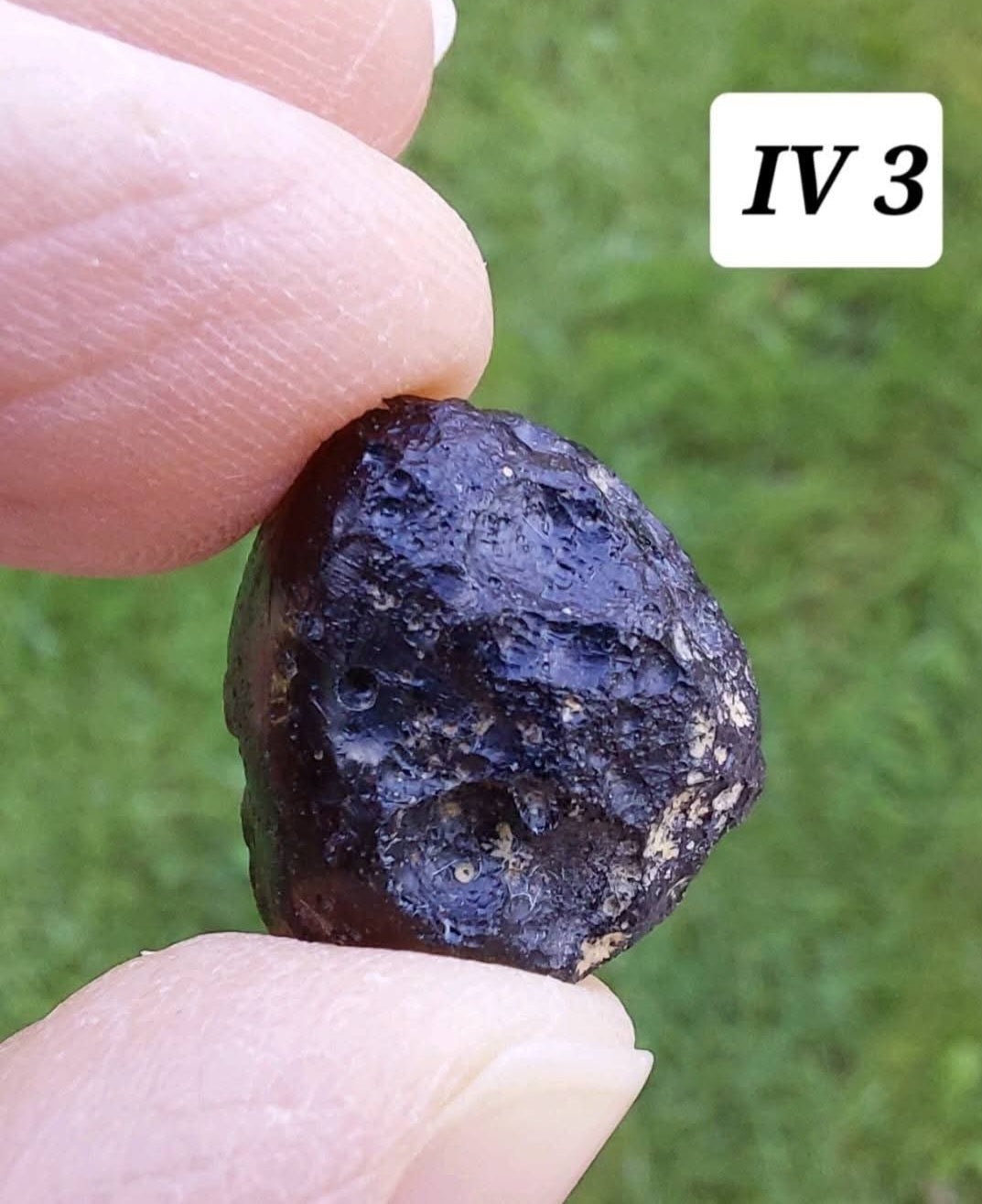 Ivory Coast (Ivorite), RAREST TEKTITE IN THE WORLD, 4.01g, Tektite (Ref: IV3)