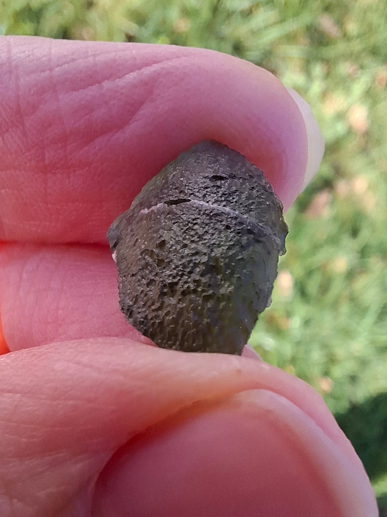 Moldavite Piece, 1.13g, Tektite (Ref: 1335)