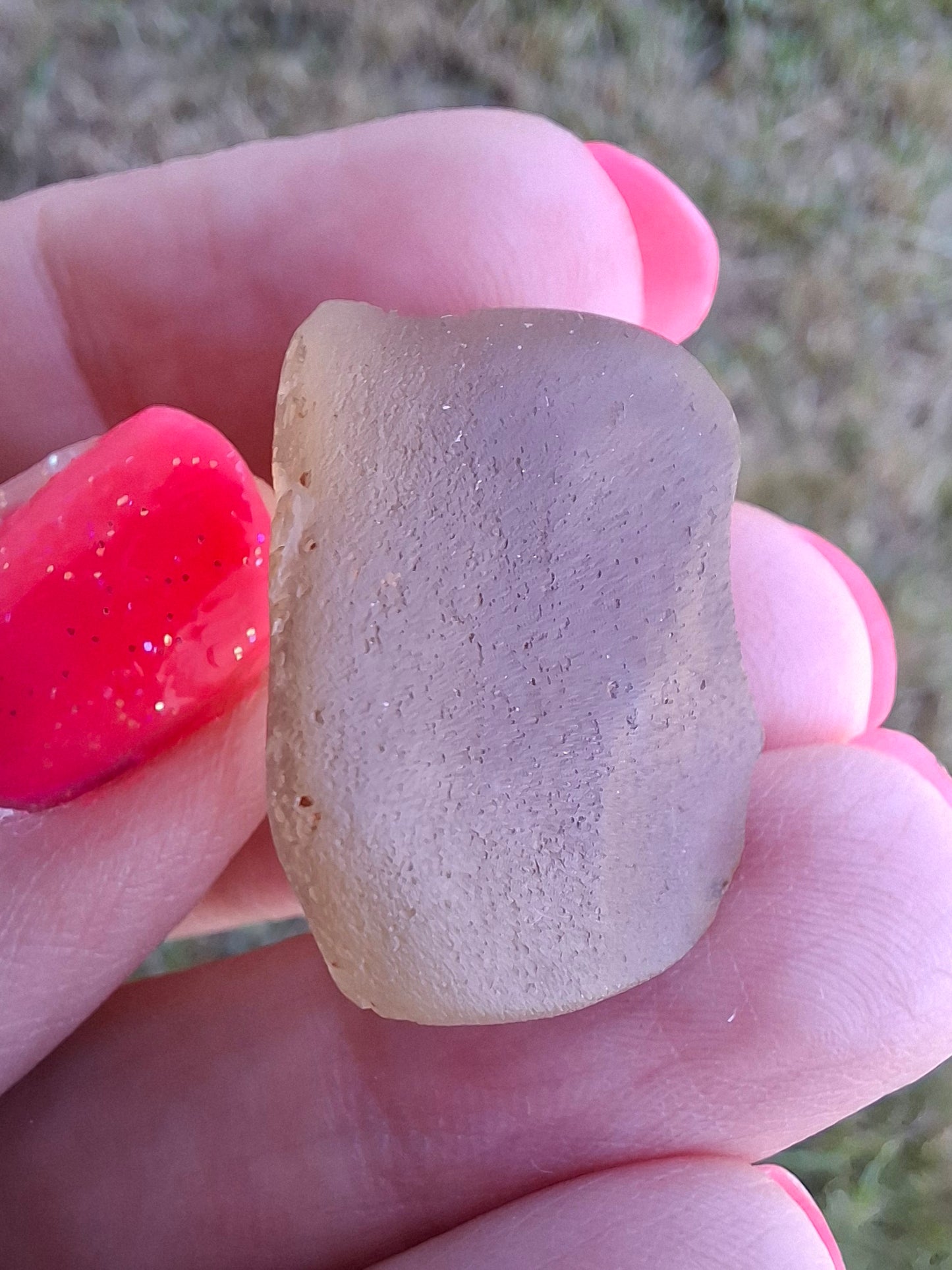 Libyan Desert Glass (darker) Piece, 9.54g, Tektite (Ref: L1371)