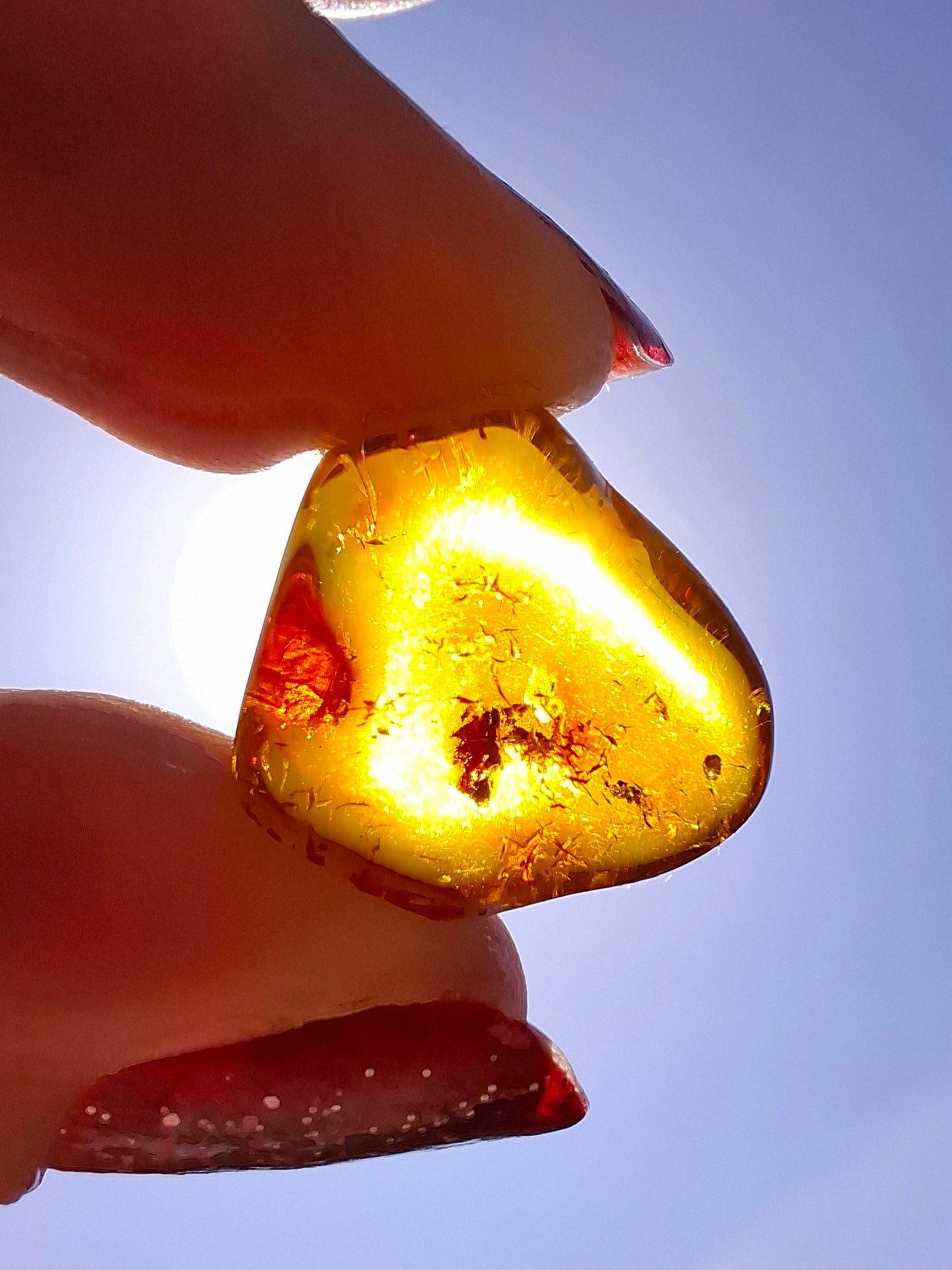 Baltic Amber, 0.97g, Fossil (Ref: A249)