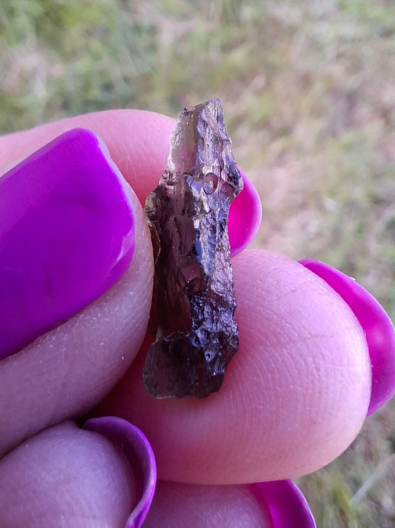Moldavite Piece, 0.61g, Tektite (Ref: 1457)