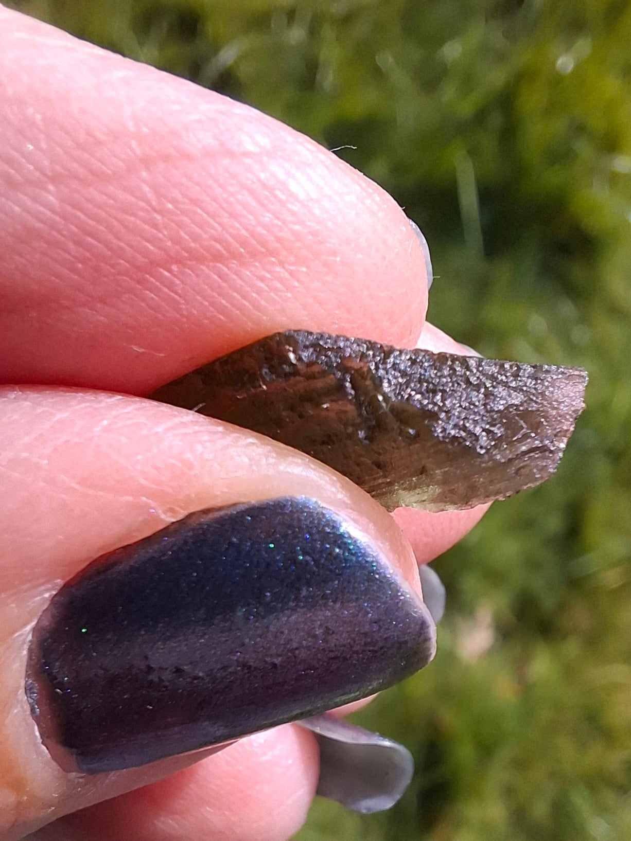 Moldavite Piece, 0.93g, Tektite (Ref: 1391)