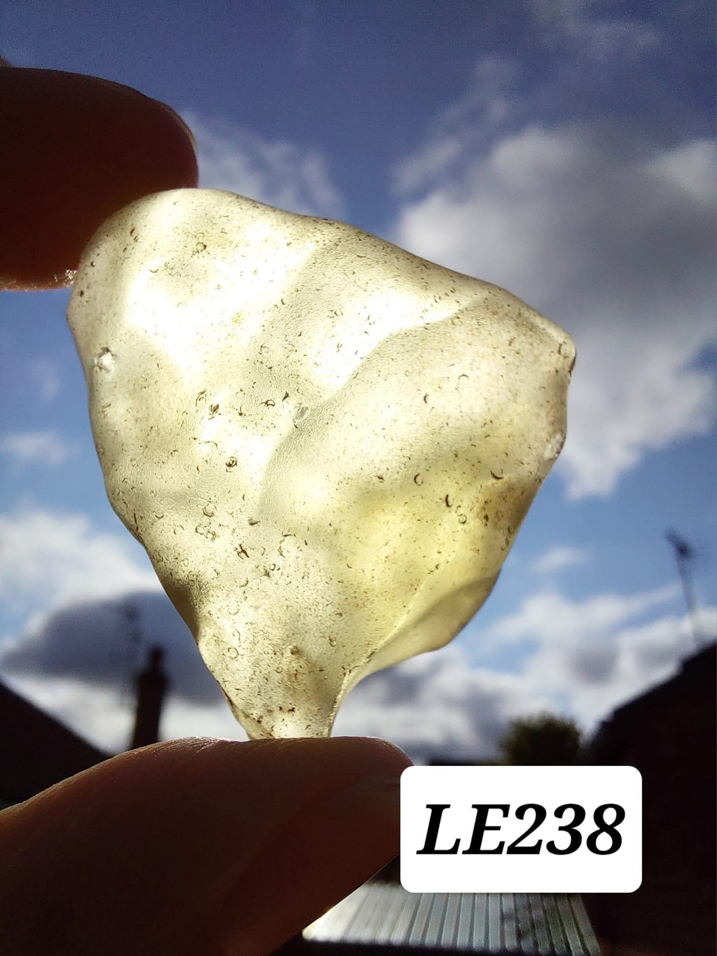 Libyan Desert Glass Piece, 29.87g, Tektite (Ref: LE238)