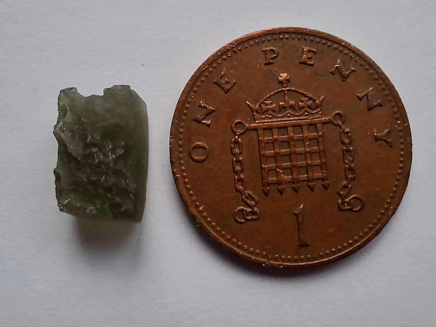 Moldavite Piece, 0.57g, Tektite (Ref: 1439)
