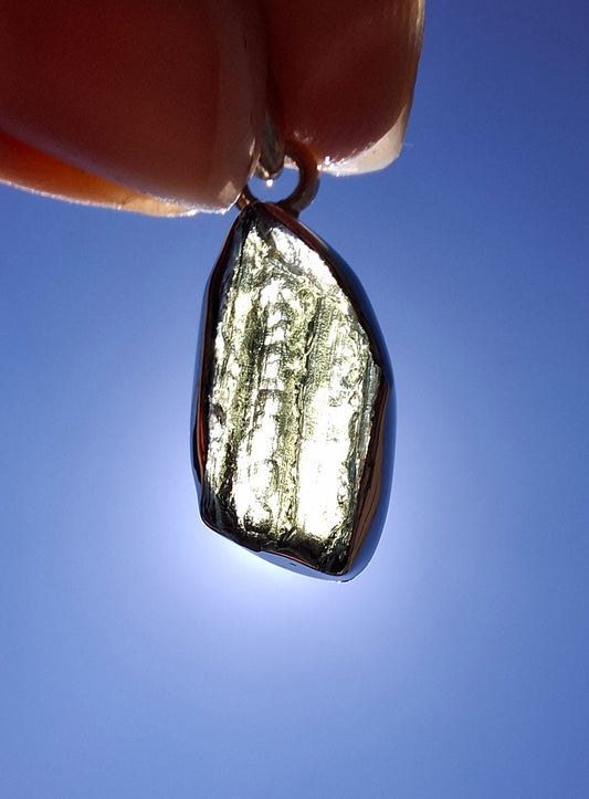 Moldavite Pendant, 925 Silver, Tektite (Ref: P13)
