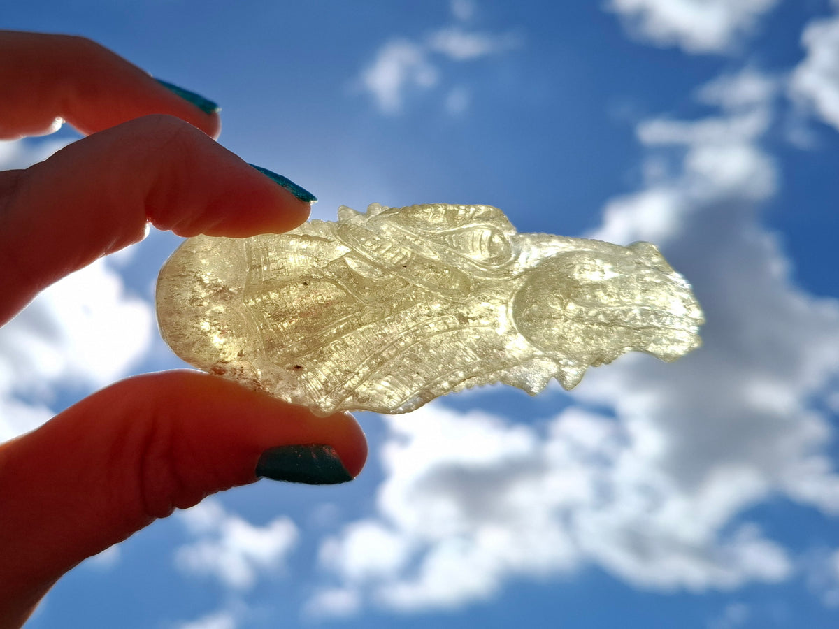 Libyan Desert Glass DRAGON HEAD carving, 48.11g, Tektite (Ref: Dragon4)