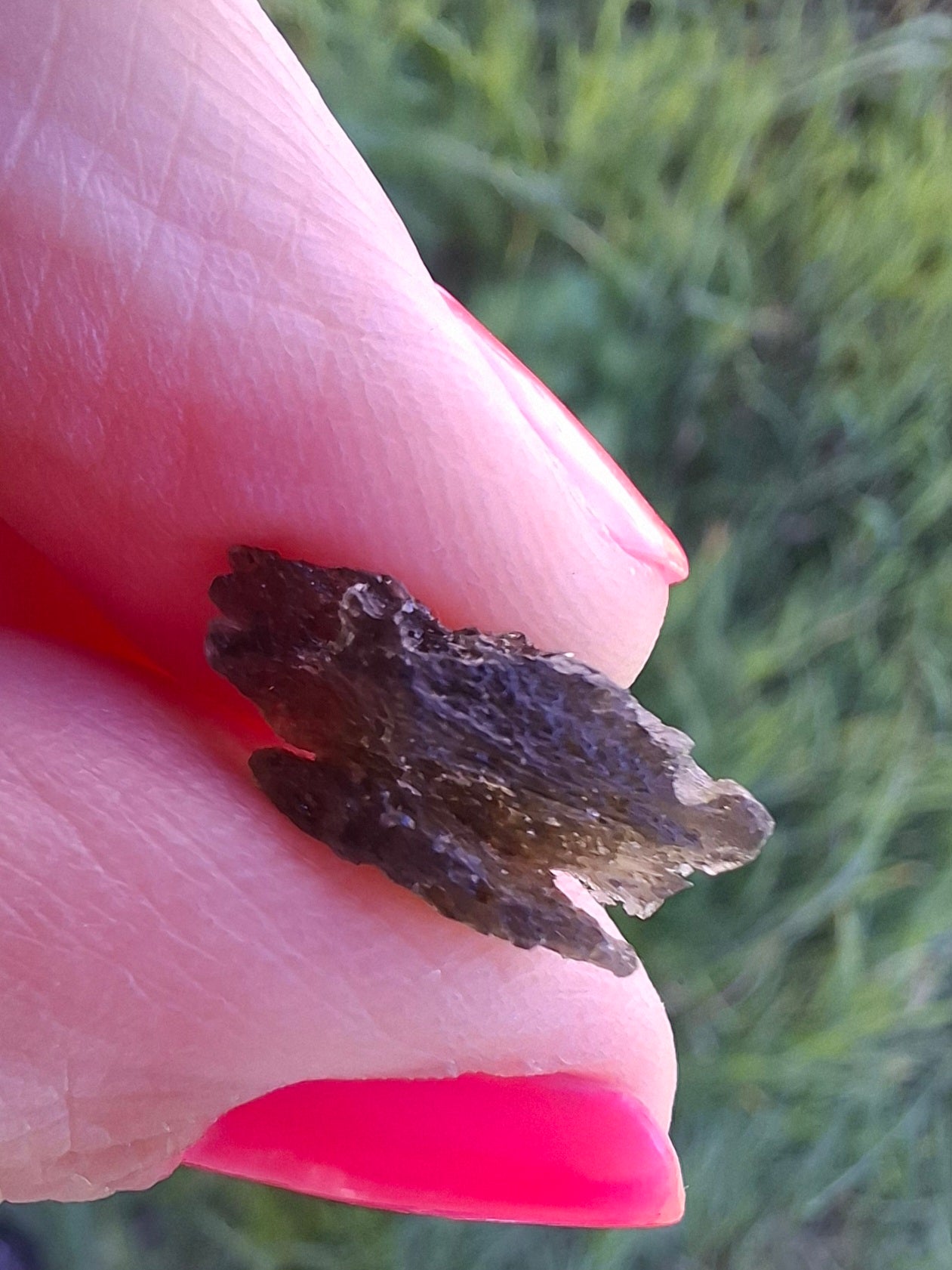 Moldavite Piece, 0.87g, Tektite (Ref: 231)