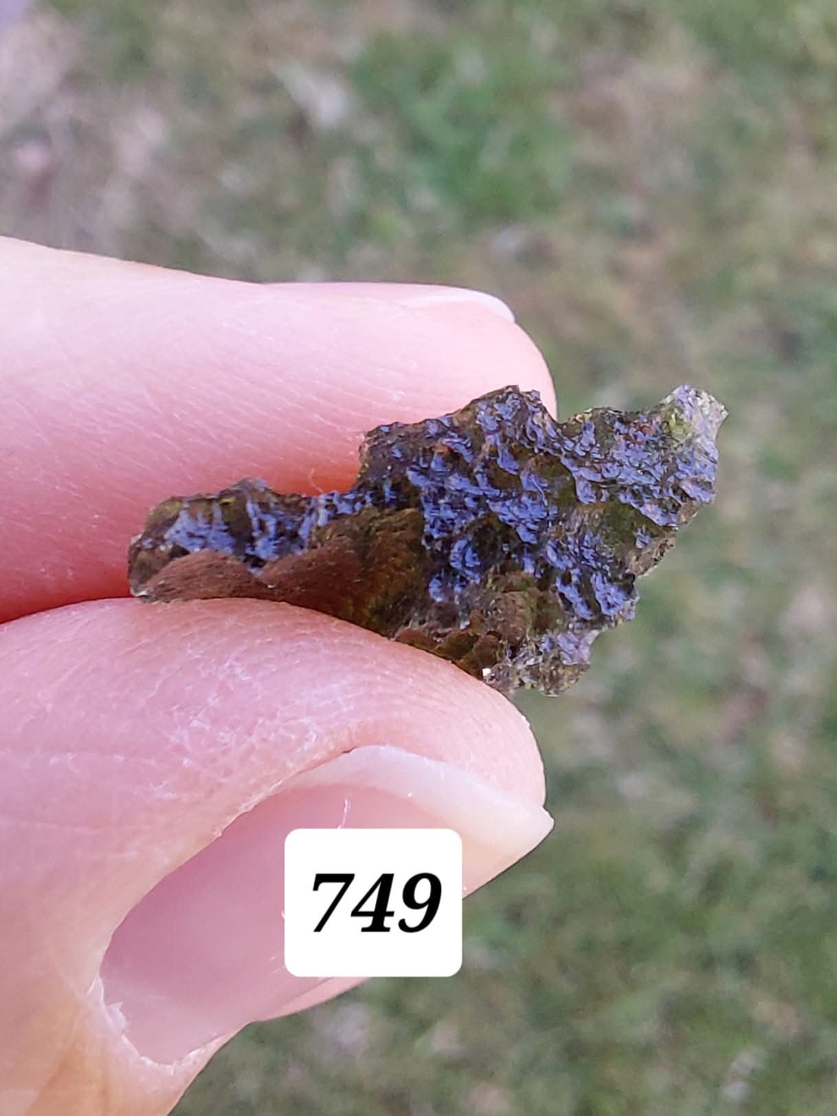 Moldavite Piece, BESEDNICE SKOLA, 1.55g, Tektite (Ref: 749)