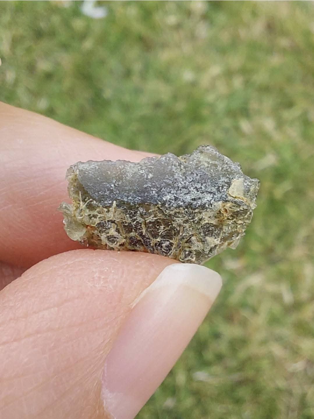 Moldavite Piece, 1.14g, Tektite (Ref: E165)