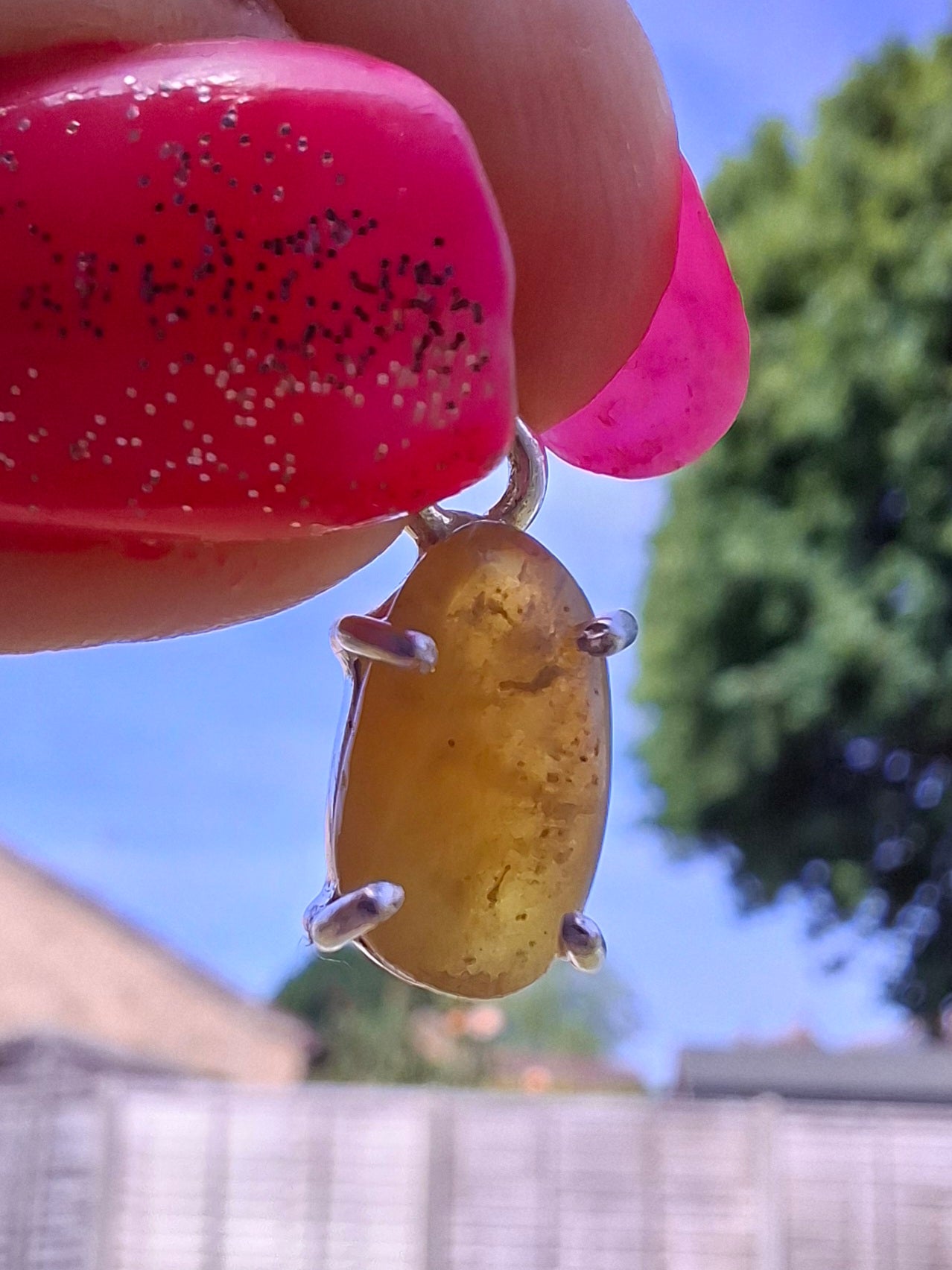Baltic Amber Pendant, 925 Silver, Fossil (Ref: AP24)