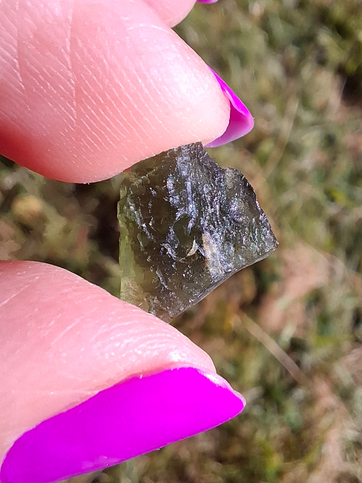 Moldavite Piece, 0.81g, Tektite (Ref: 1449)