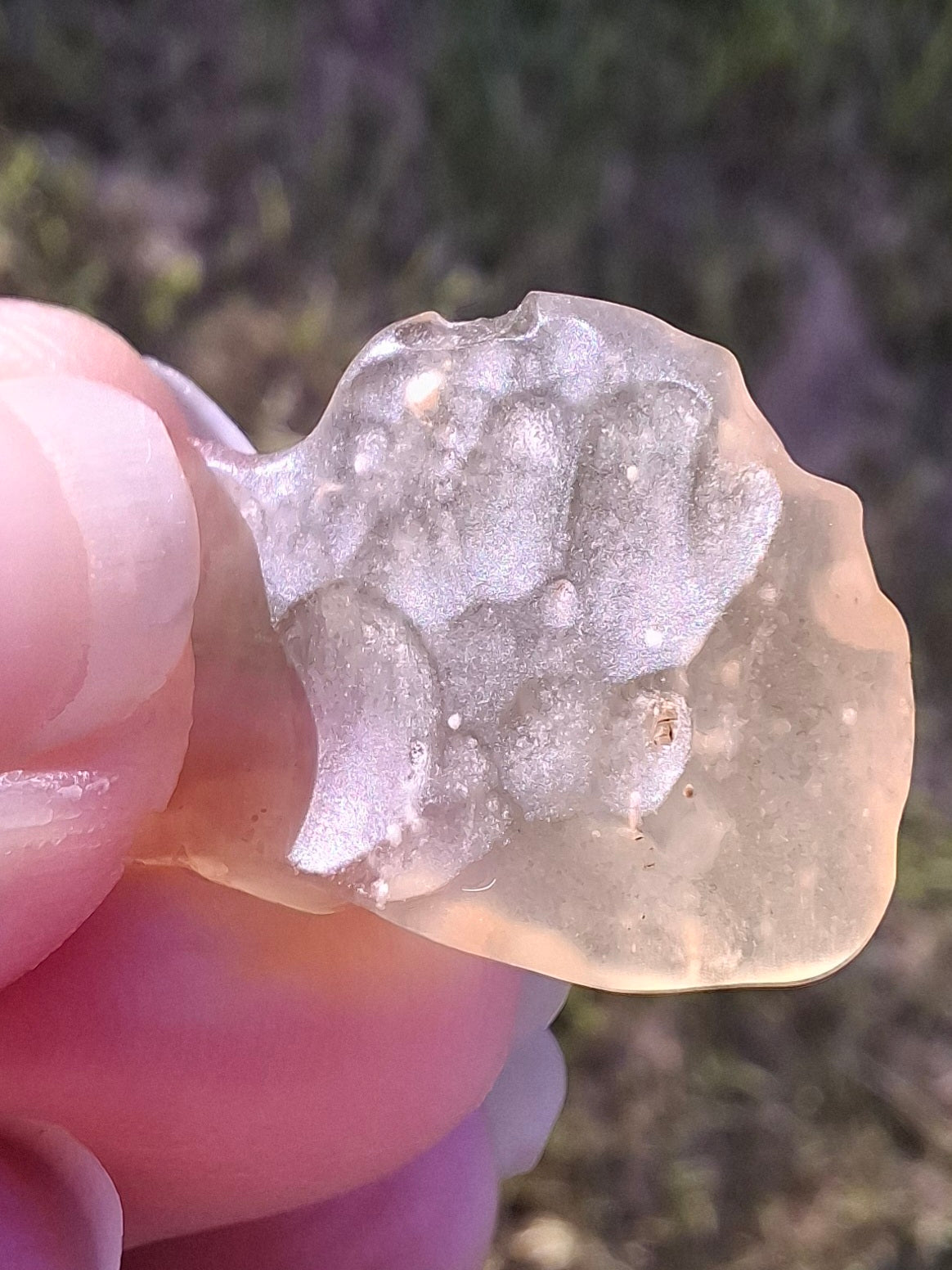 Libyan Desert Glass small Piece, 1.85g, Tektite (Ref: LE256)