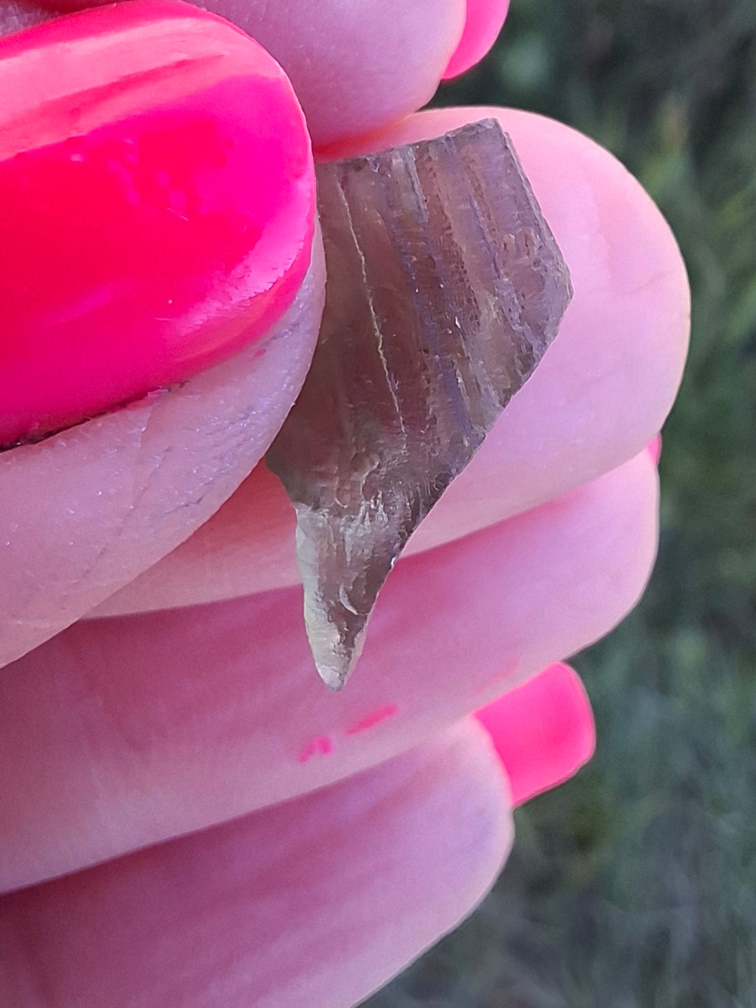 Moldavite Piece, 0.65g, Tektite (Ref: 1404)