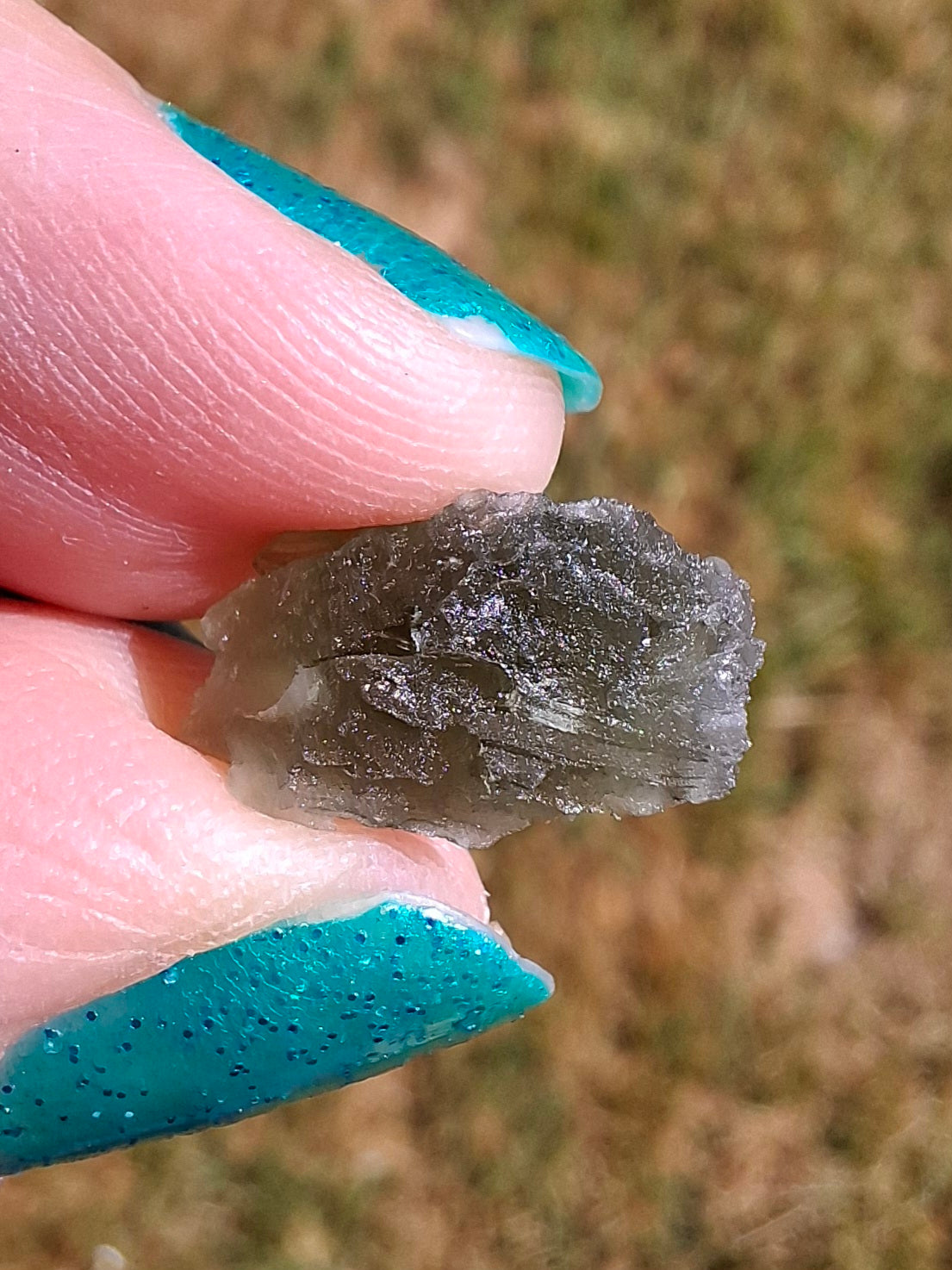Moldavite Piece, 0.74g, Tektite (Ref: 1417)