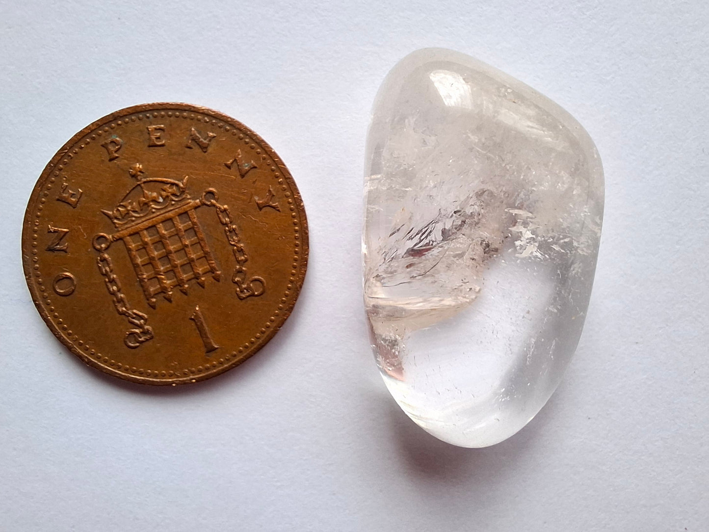 Clear Quartz, Tumble Stone, Crystal (Ref: T28)
