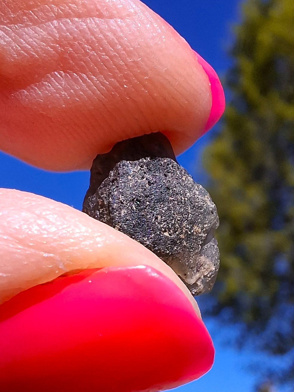 Moldavite Piece, 0.80g, Tektite (Ref: 1402)