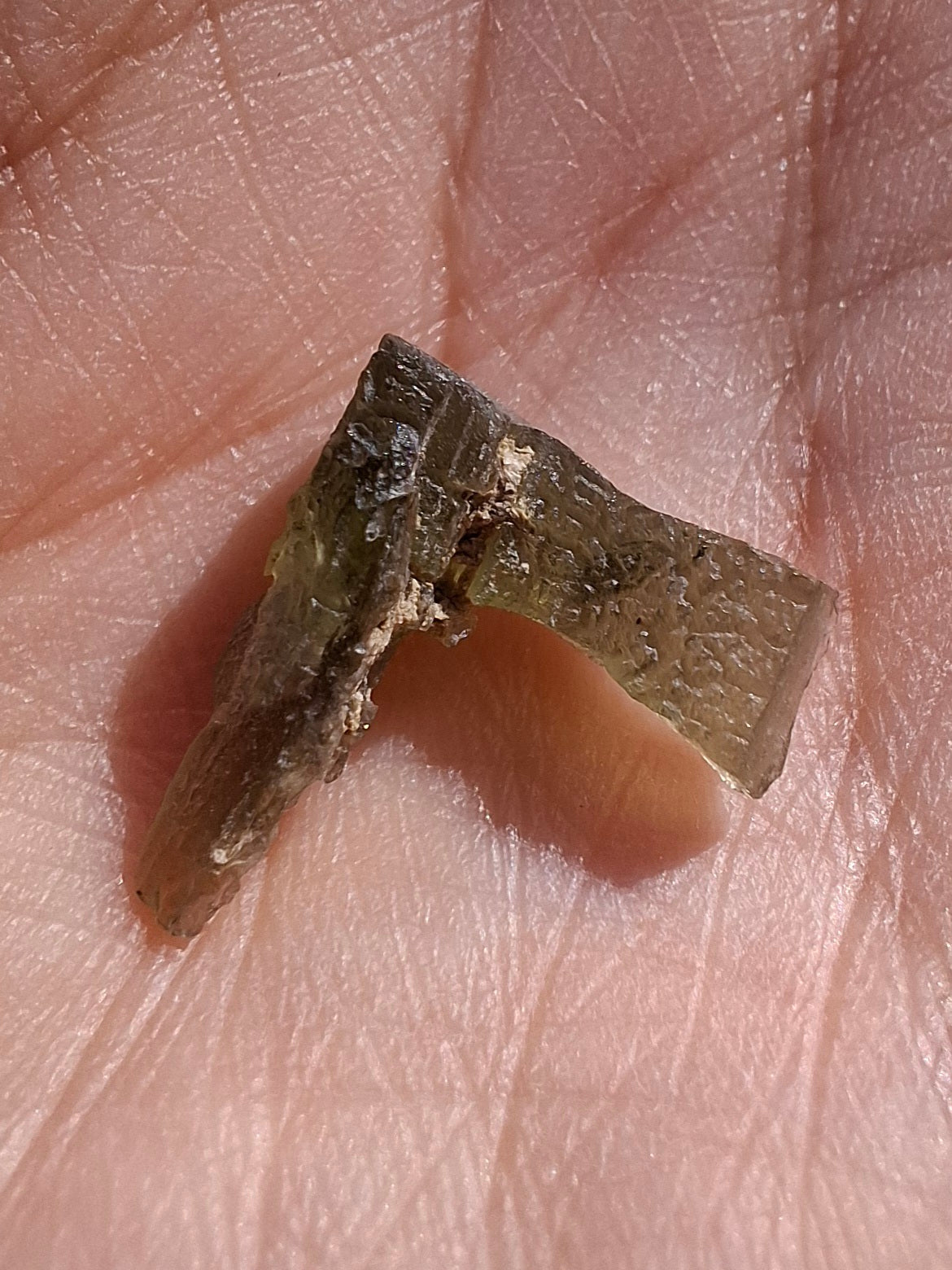 Moldavite Piece, 0.66g, Tektite (Ref: 1436)