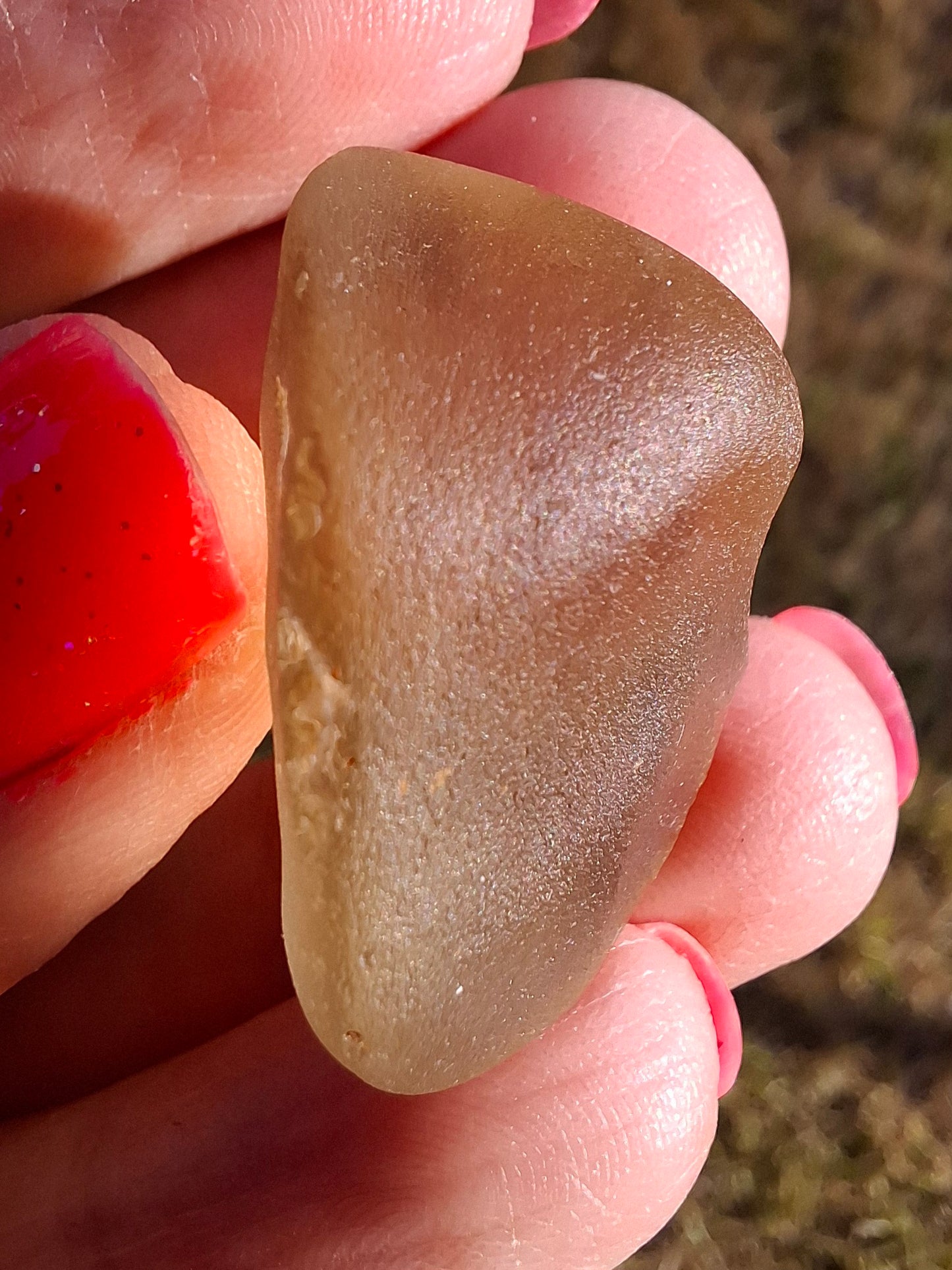 Libyan Desert Glass (darker) Piece, 9.54g, Tektite (Ref: L1371)